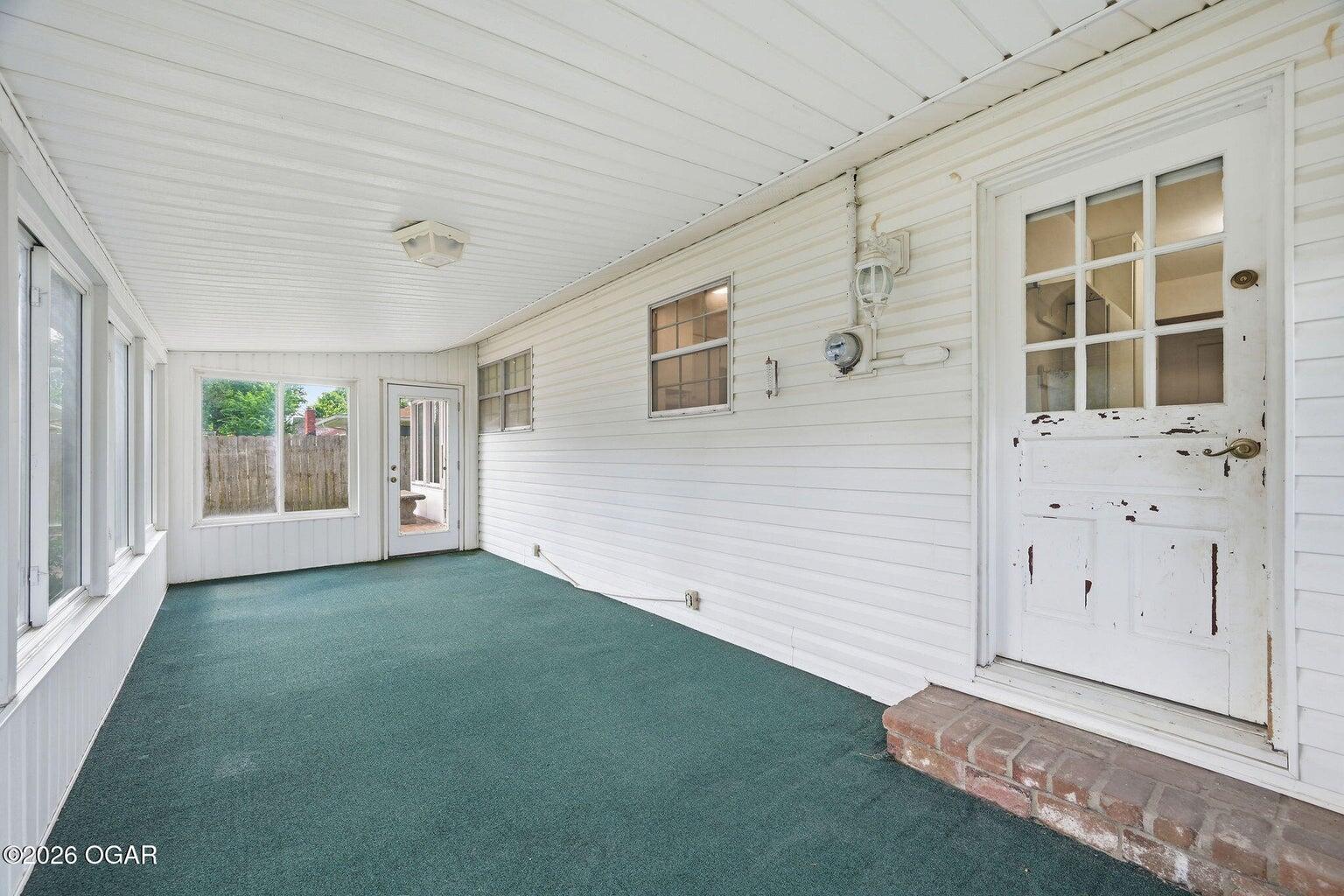 2905 South Illinois Avenue Property Photo 27