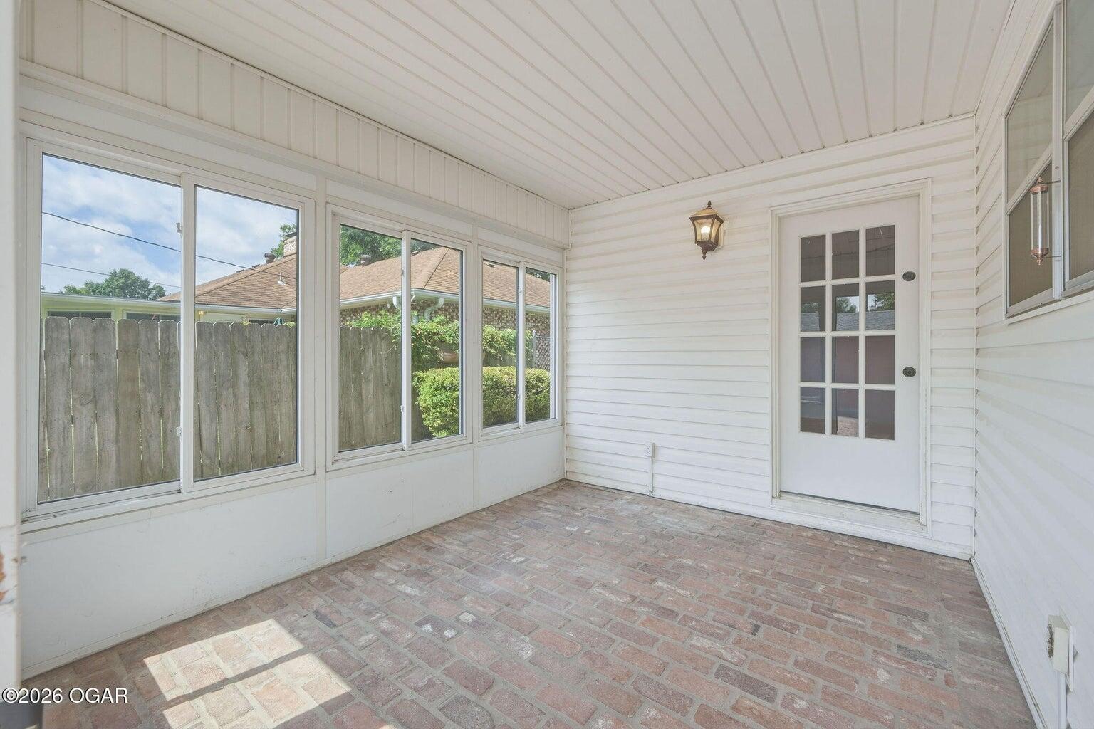 2905 South Illinois Avenue Property Photo 28