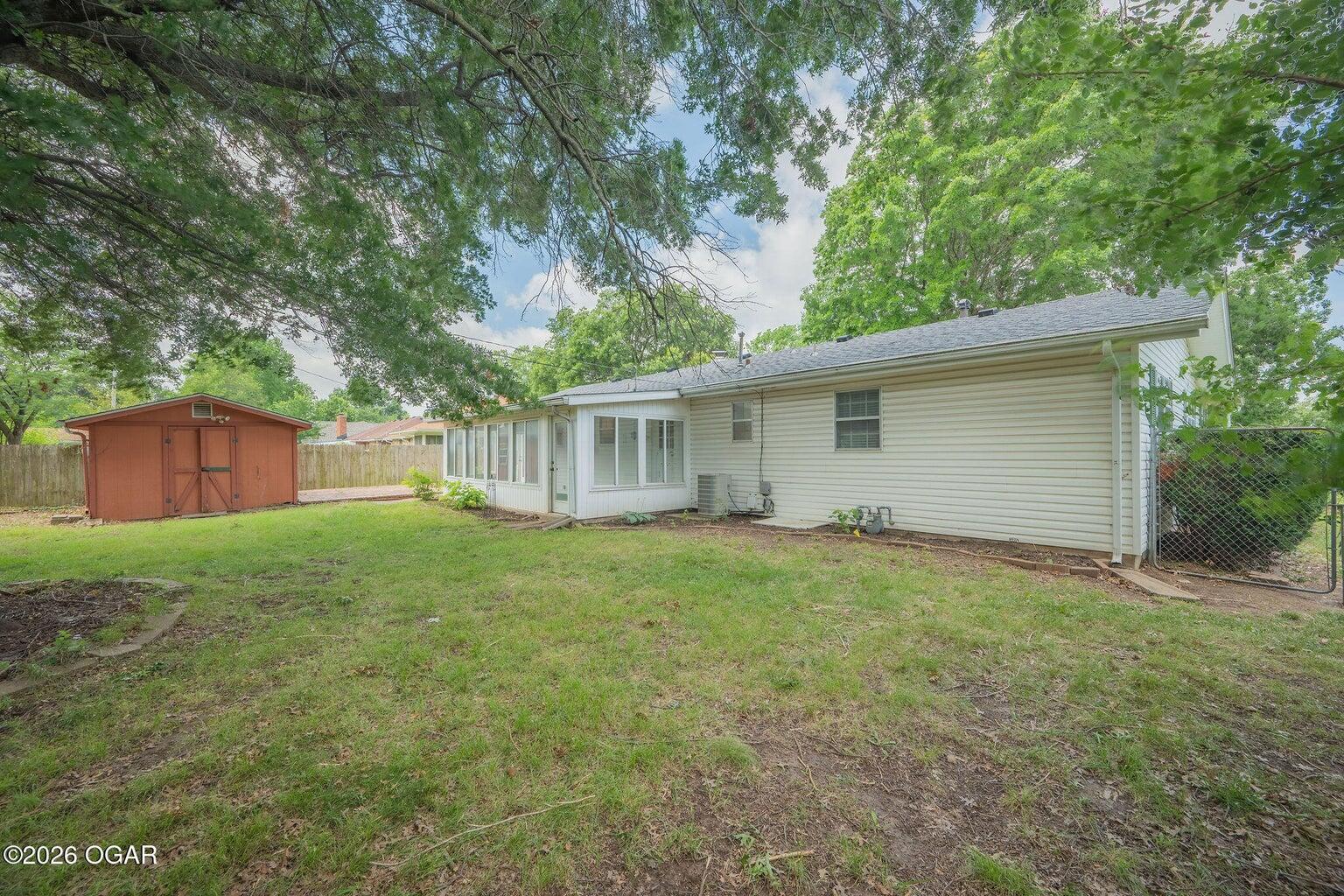 2905 South Illinois Avenue Property Photo 30