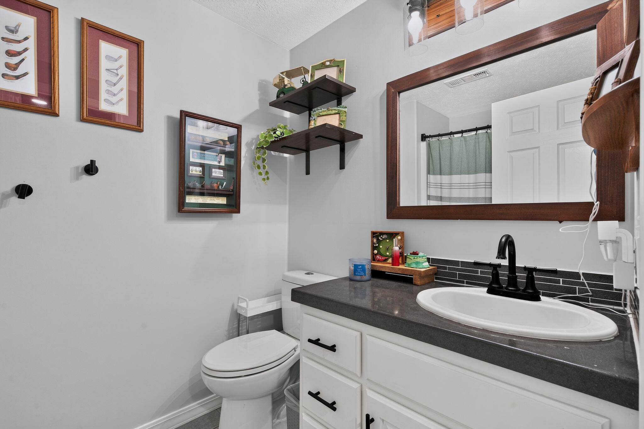 166 Queensberry Road Property Photo 21