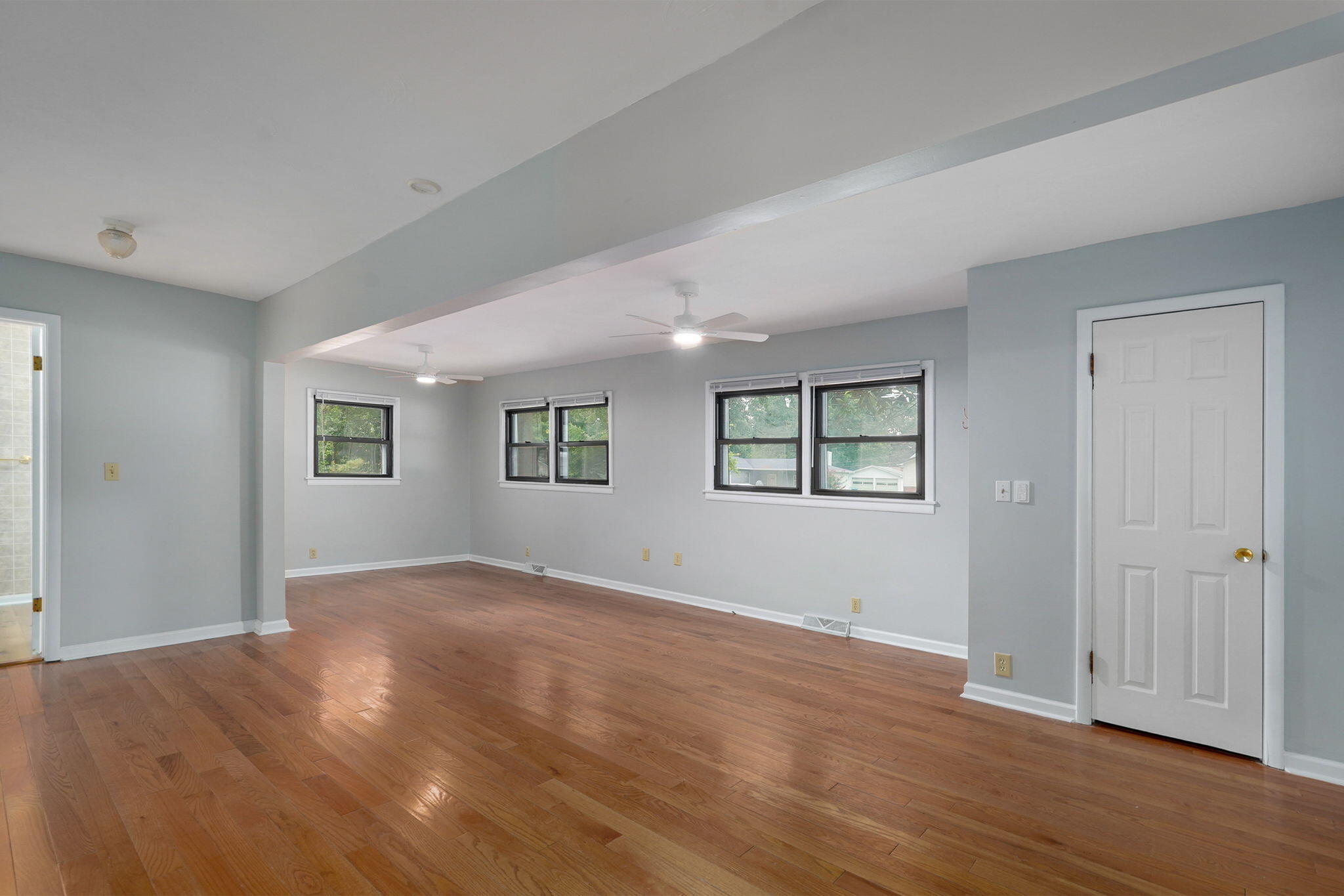 677 West Westview Street Property Photo 7