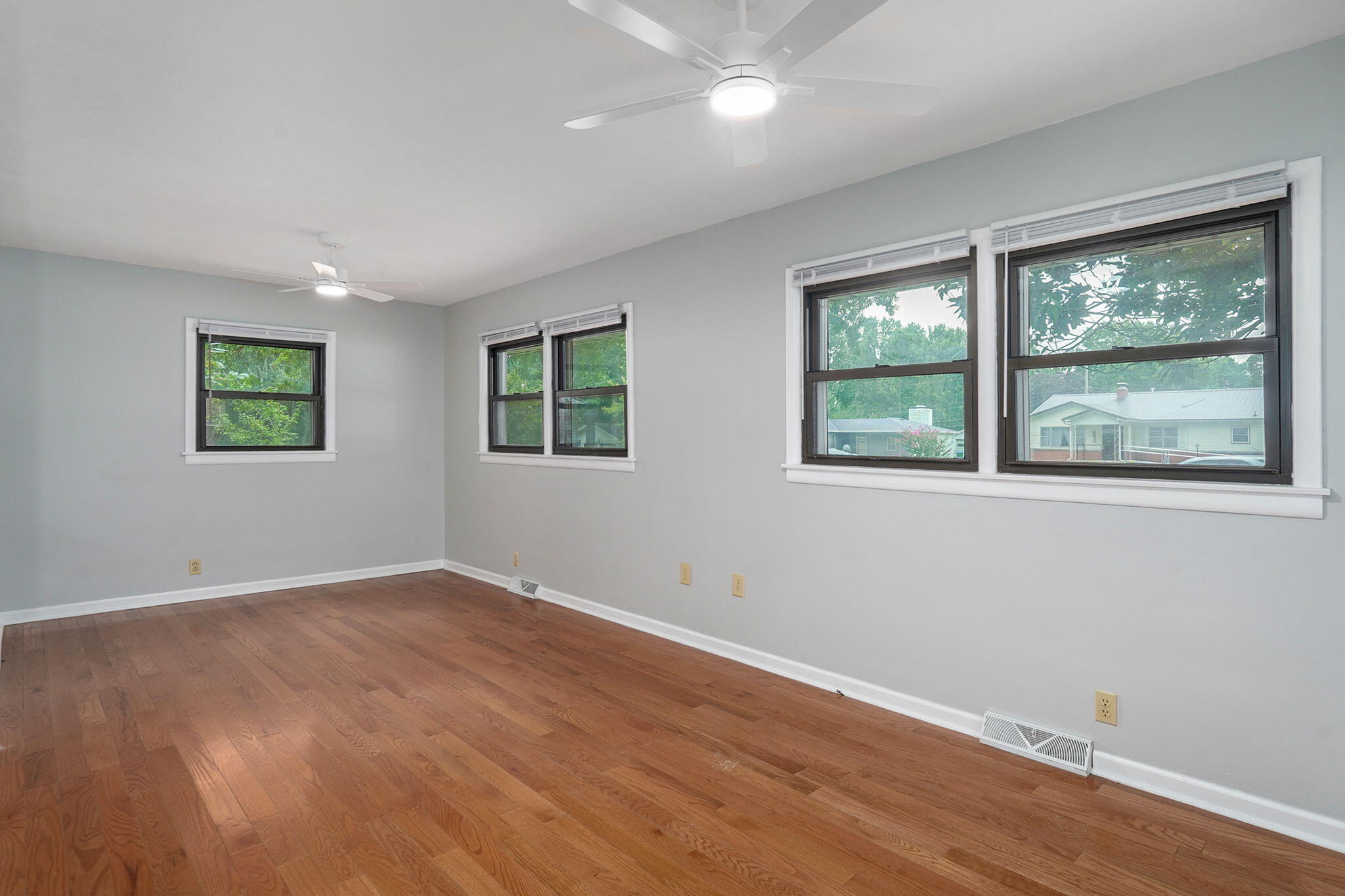 677 West Westview Street Property Photo 8