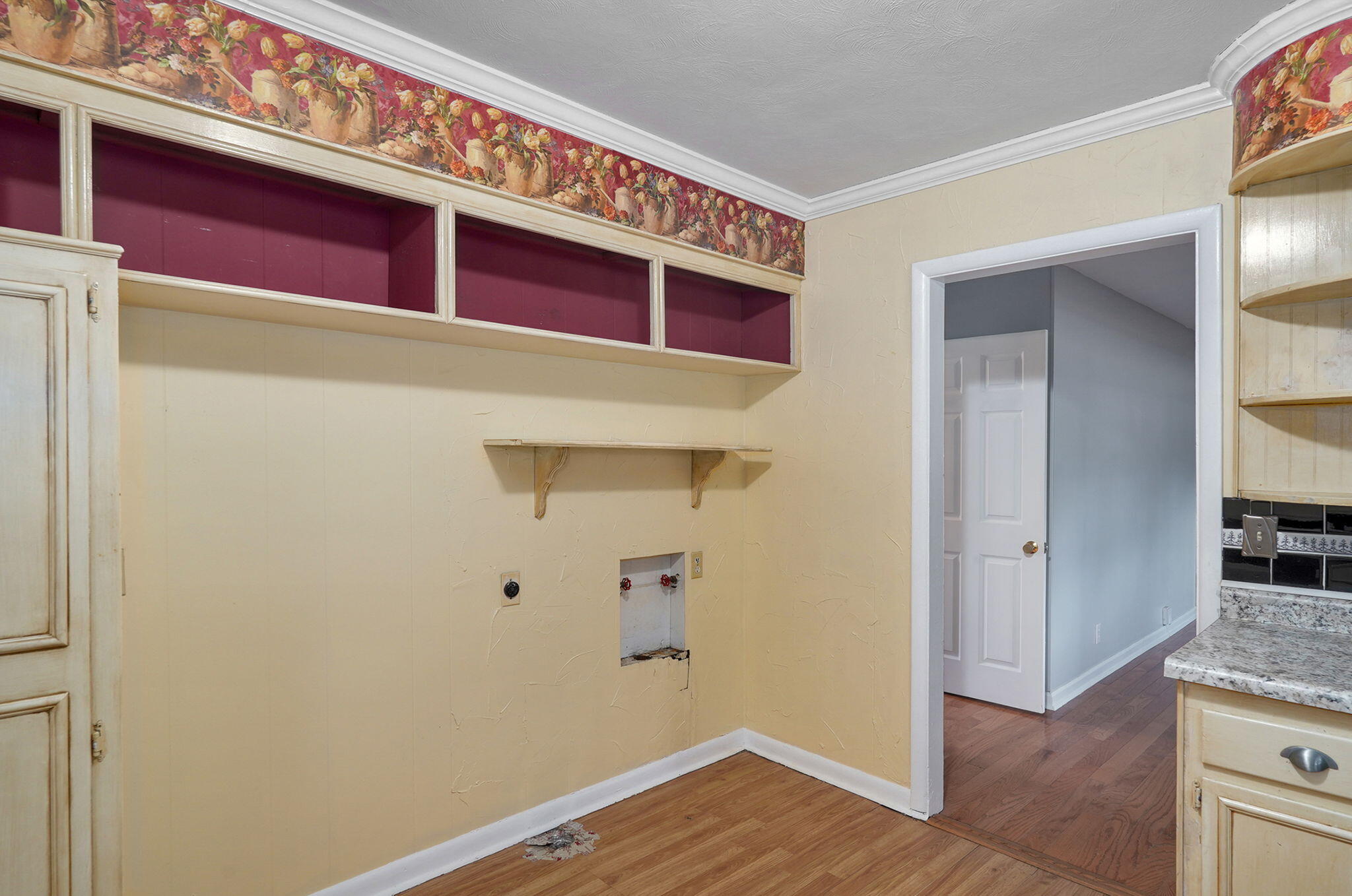 677 West Westview Street Property Photo 12