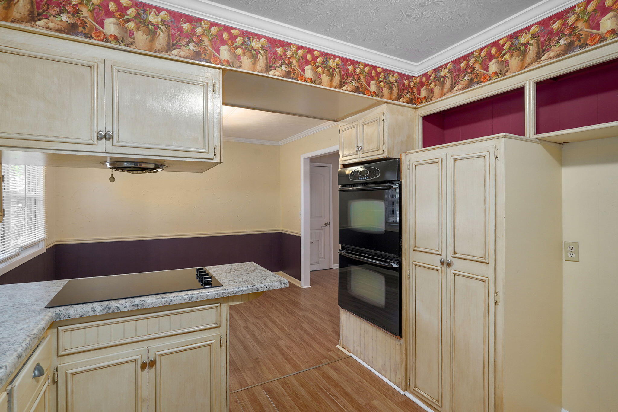 677 West Westview Street Property Photo 13