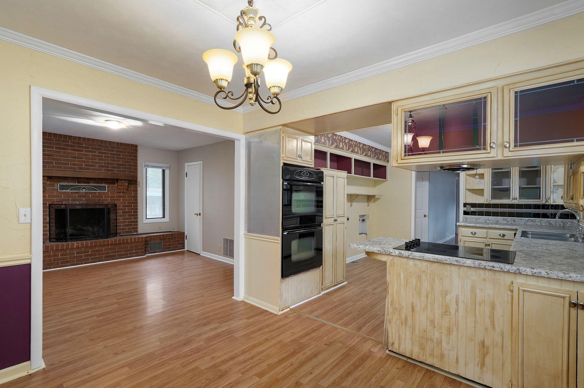 677 West Westview Street Property Photo 14