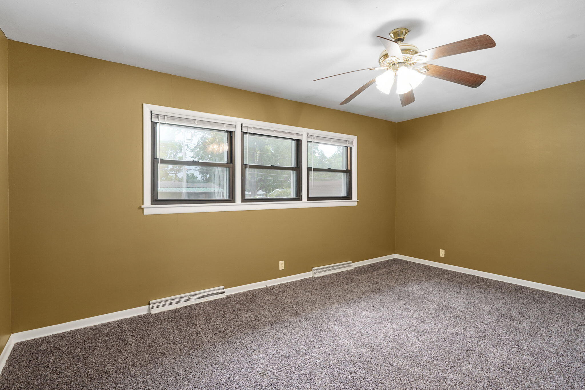 677 West Westview Street Property Photo 20