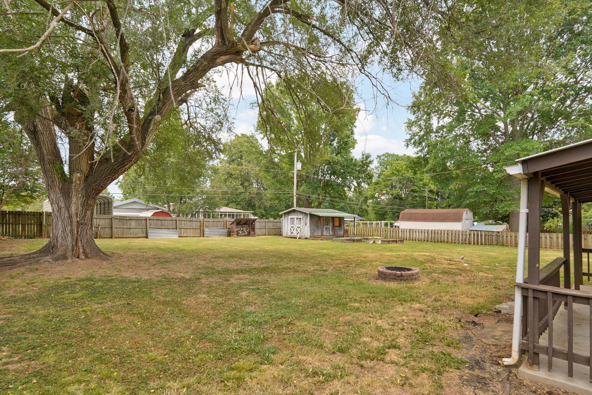 677 West Westview Street Property Photo 27
