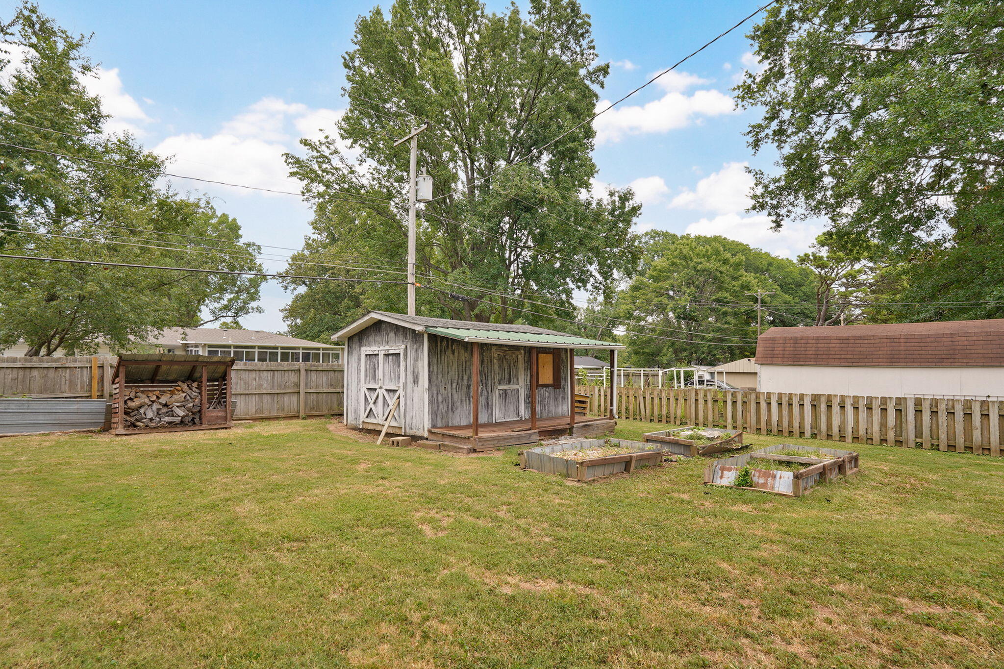 677 West Westview Street Property Photo 28