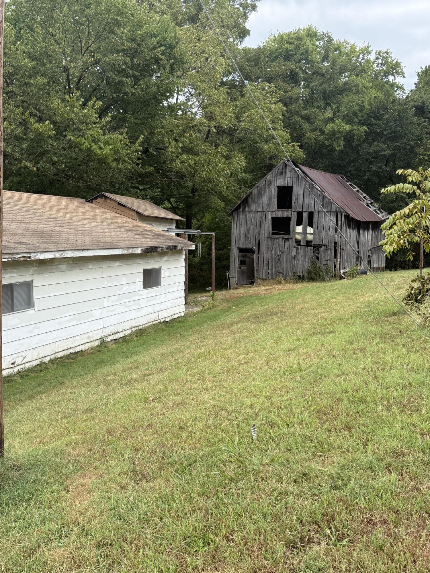 1435 Route Nn Property Photo 4