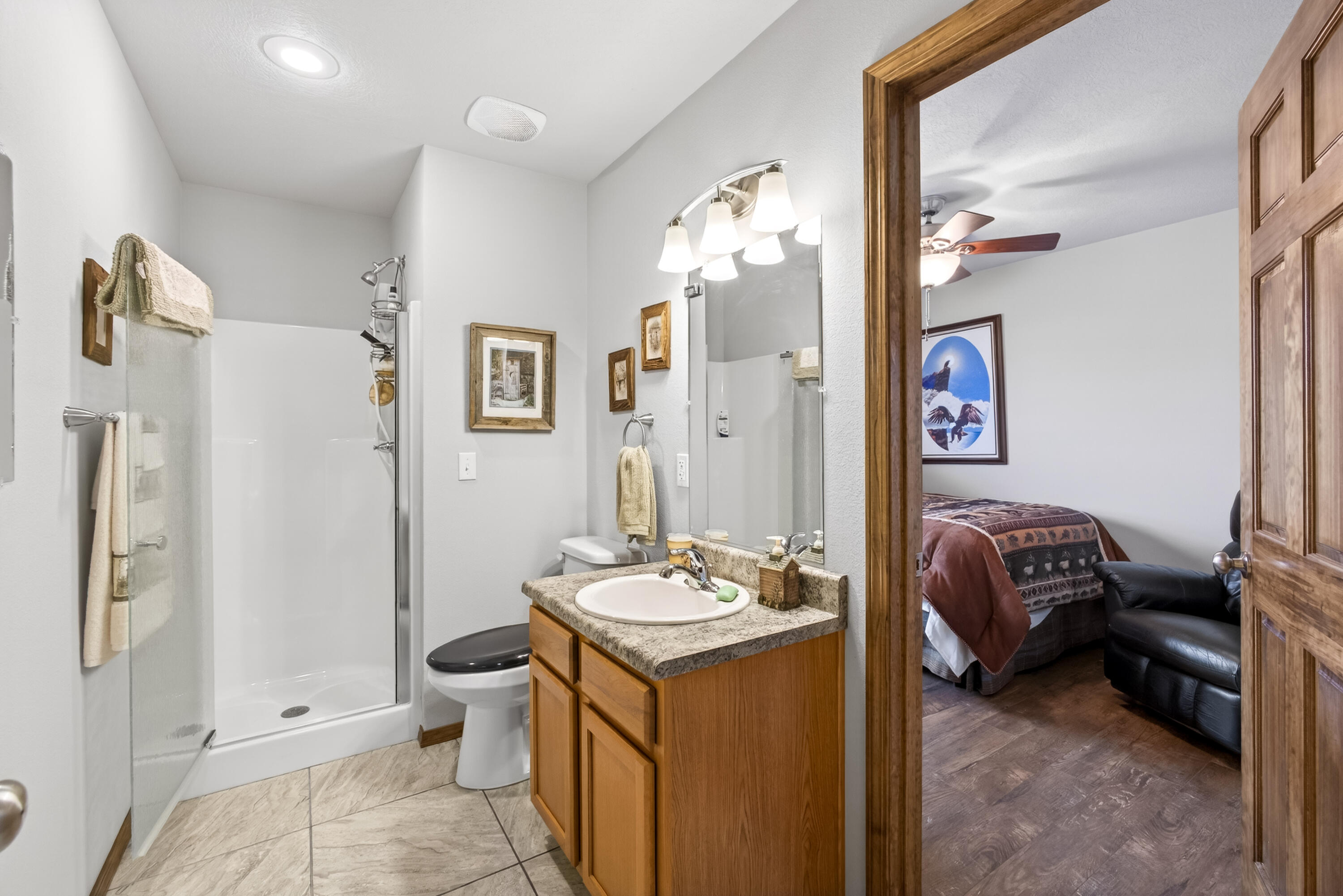 2105 West Mcclernon Street Property Photo 25