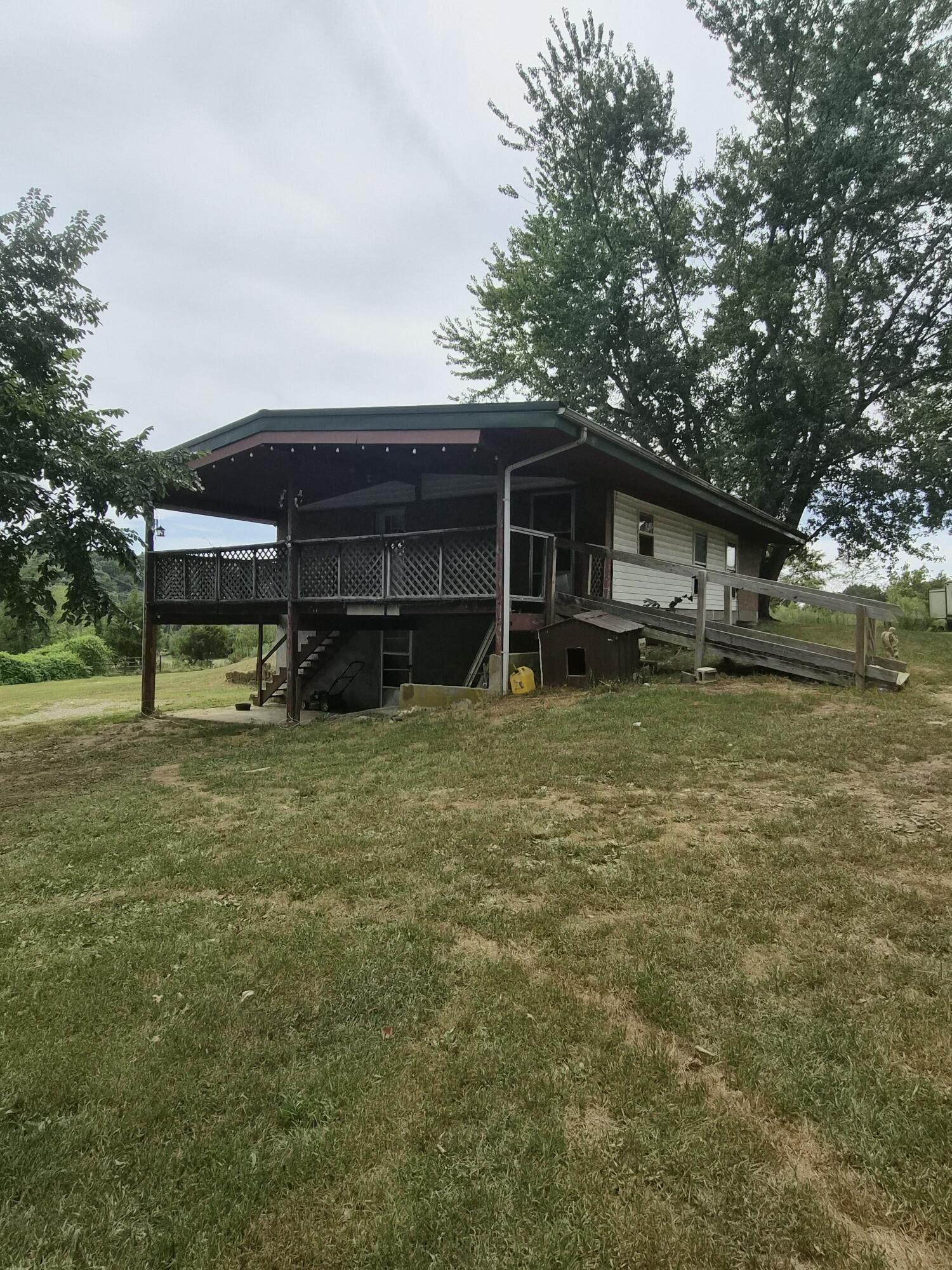 2700 Westbrook Drive Property Photo 2
