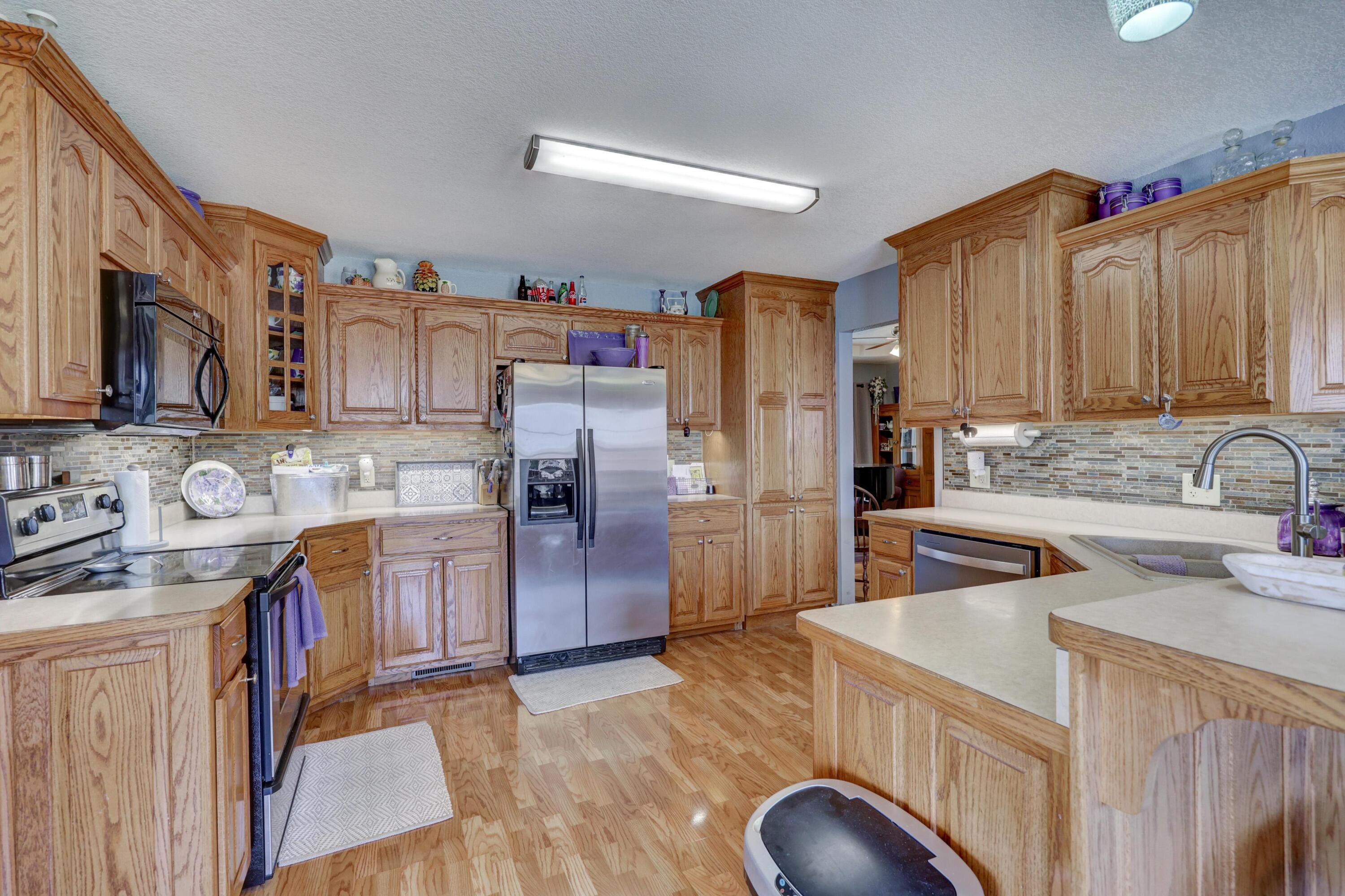 123 Jared Boulevard Property Photo 27
