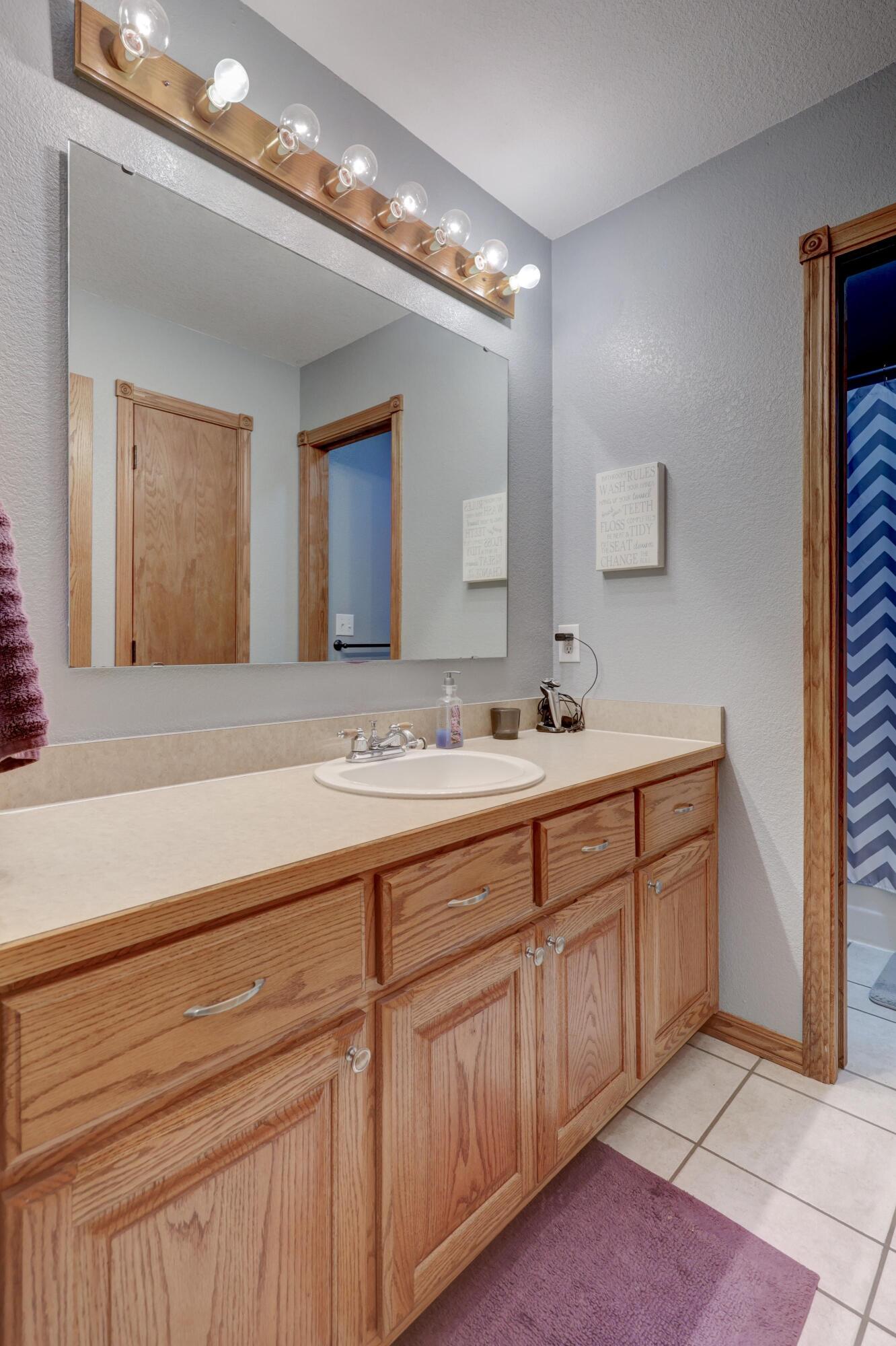 123 Jared Boulevard Property Photo 34