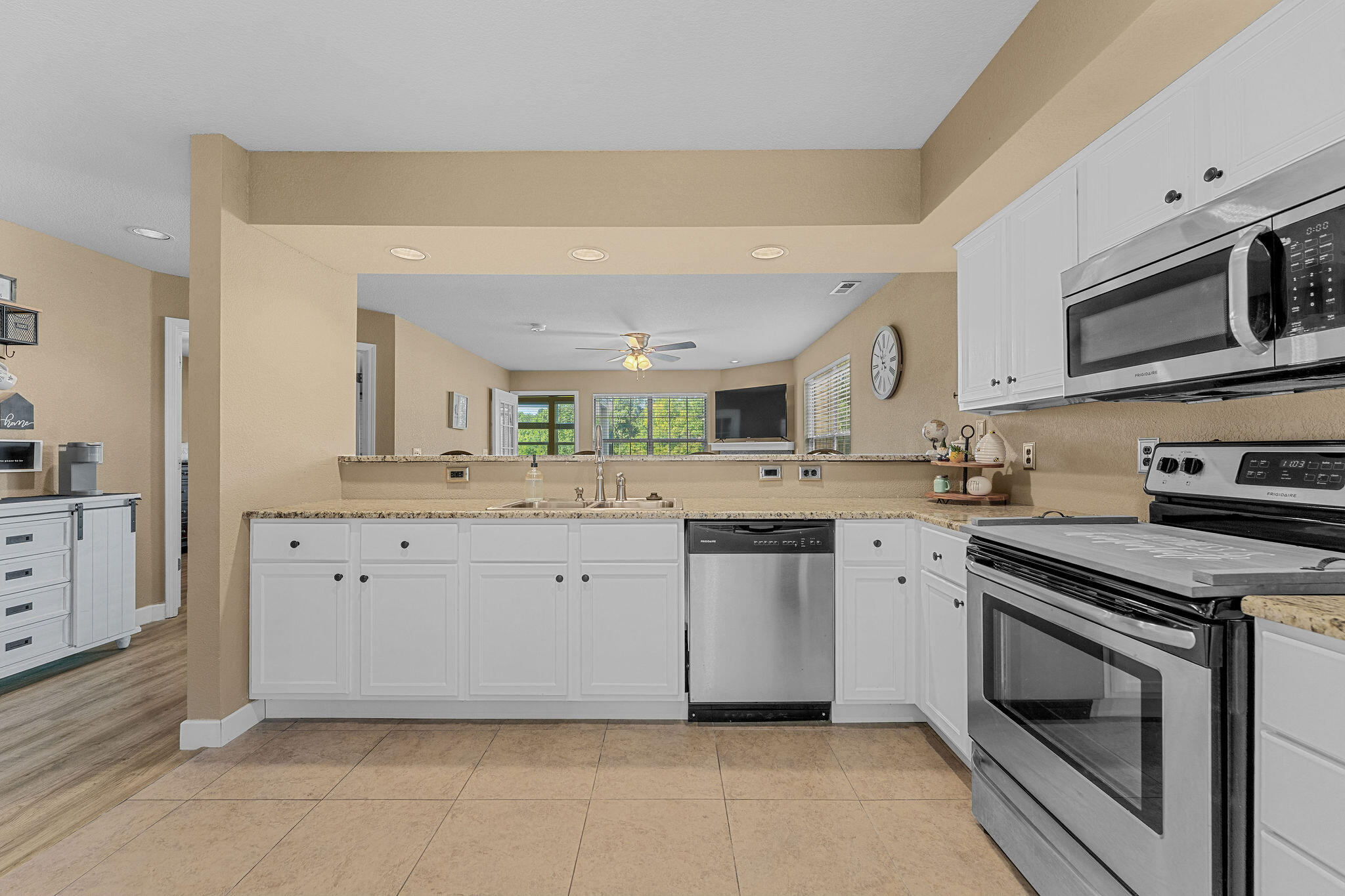 351 South Wildwood Drive 2 Property Photo 10