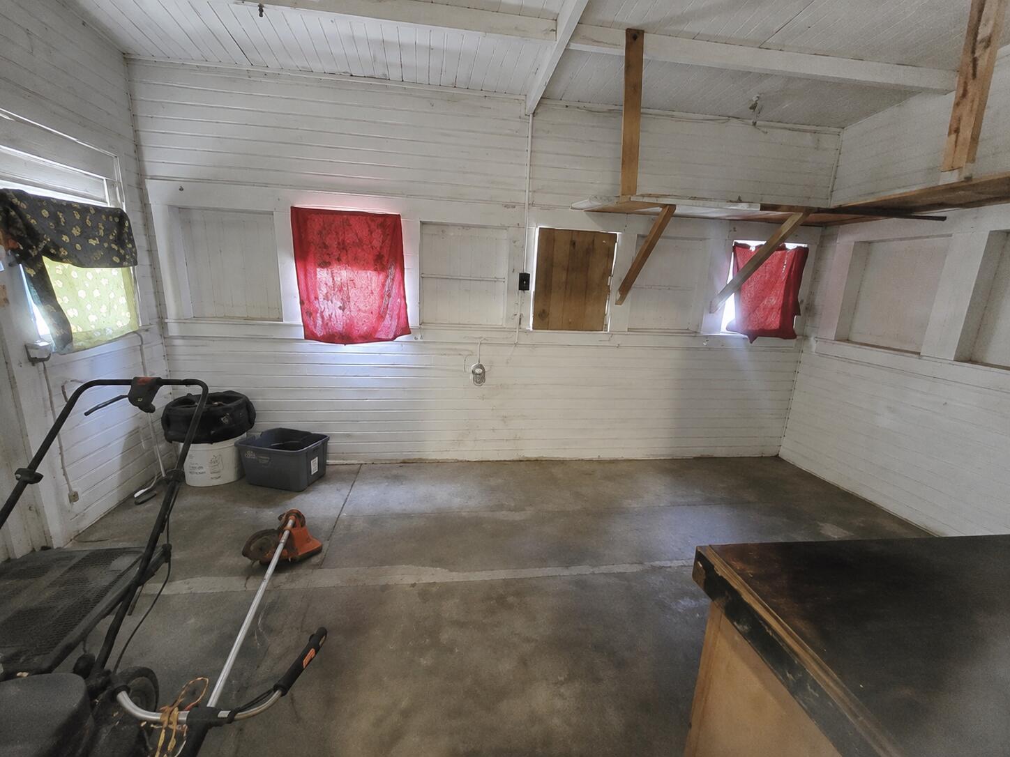 117 North Main Street Property Photo 23