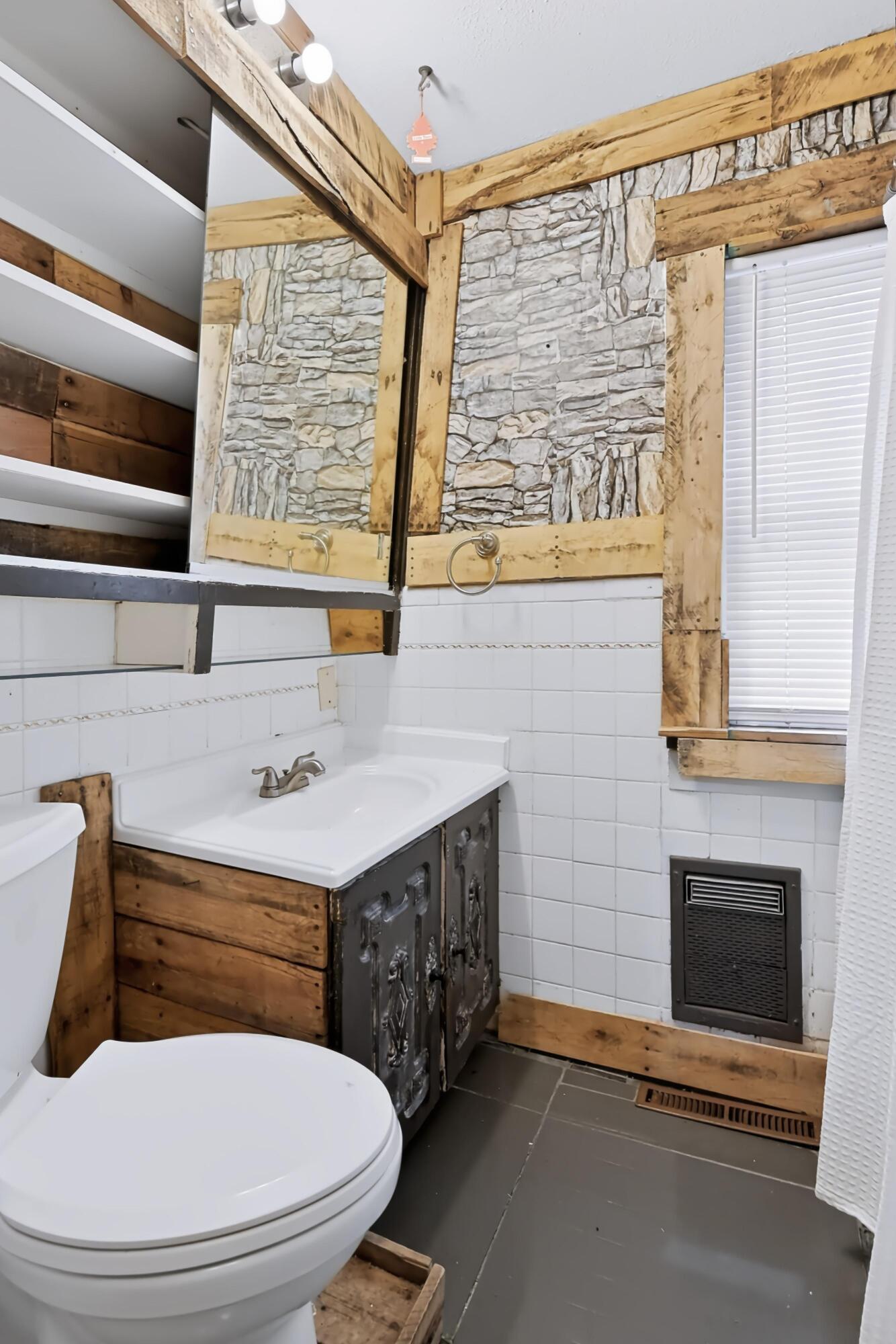 2031 South Pearl Avenue Property Photo 5
