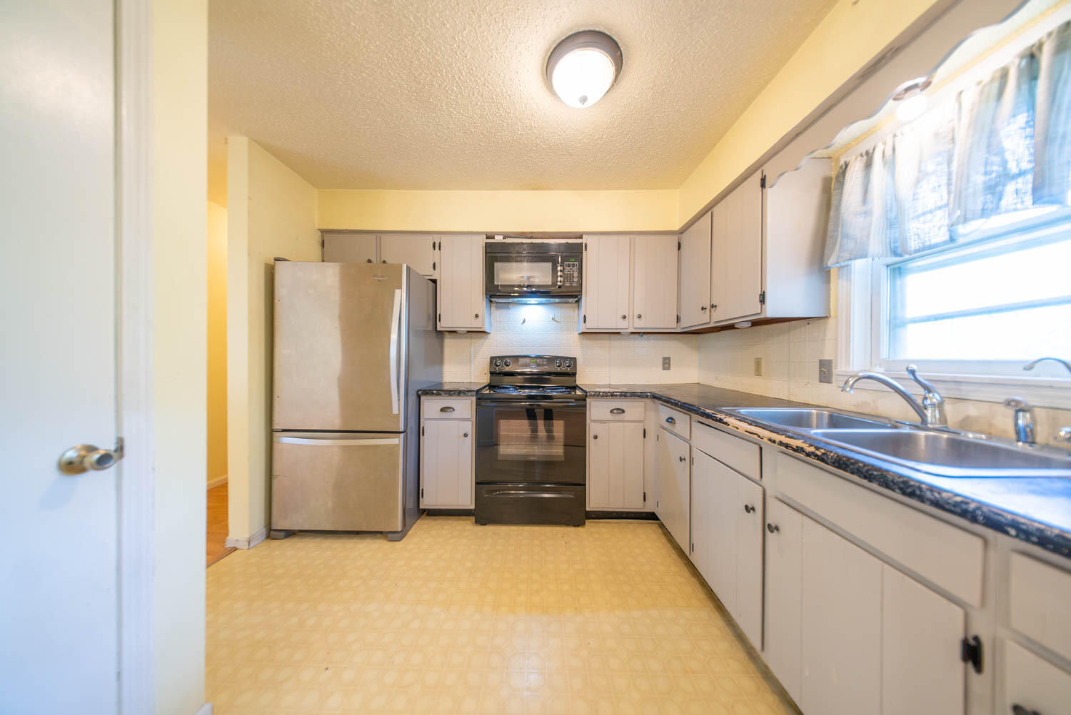 2508 Ginger Drive Property Photo 5