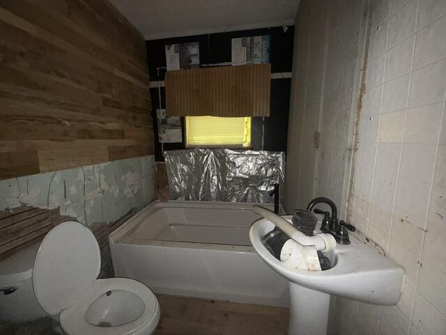 2233 North Jefferson Avenue Property Photo 11