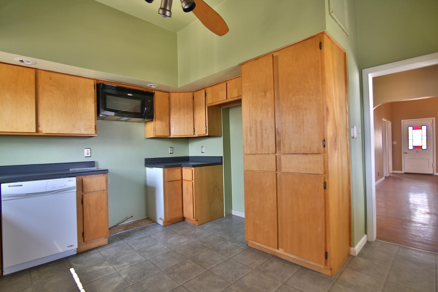 213 Arch Street Property Photo 12