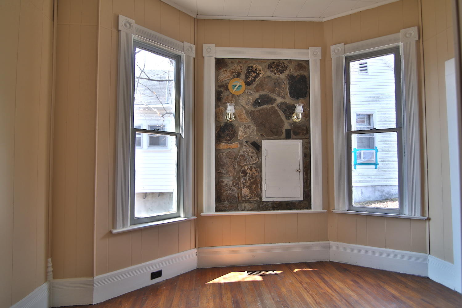213 Arch Street Property Photo 19