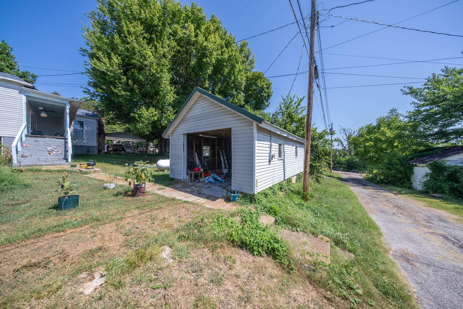 213 Arch Street Property Photo 28