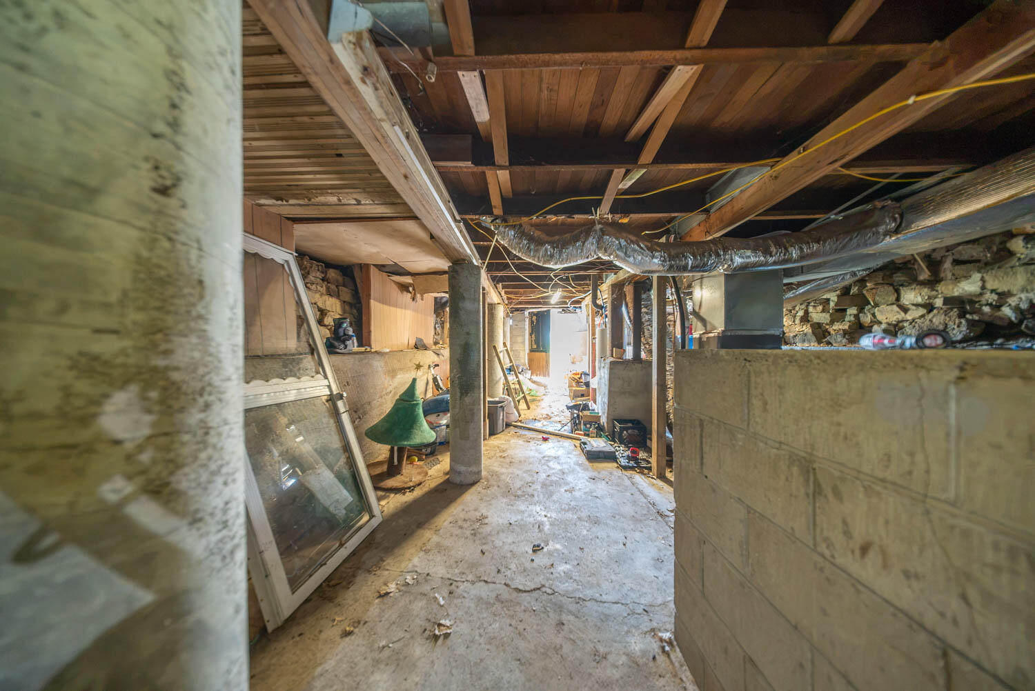 213 Arch Street Property Photo 31