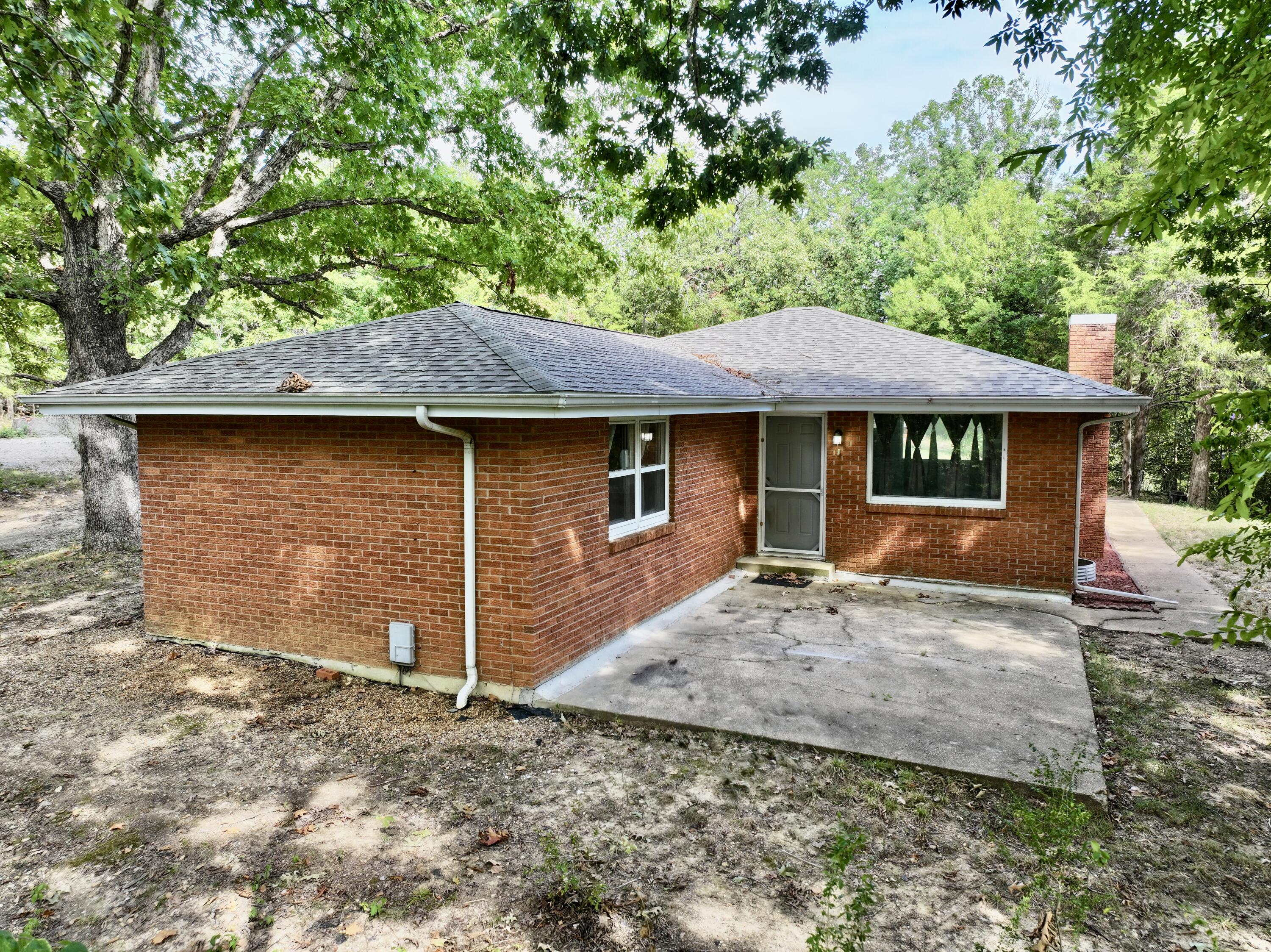1643 Highway 160 Property Photo 6