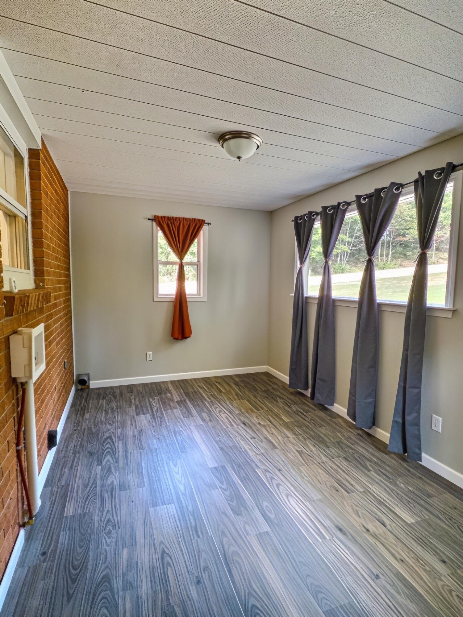 1643 Highway 160 Property Photo 23