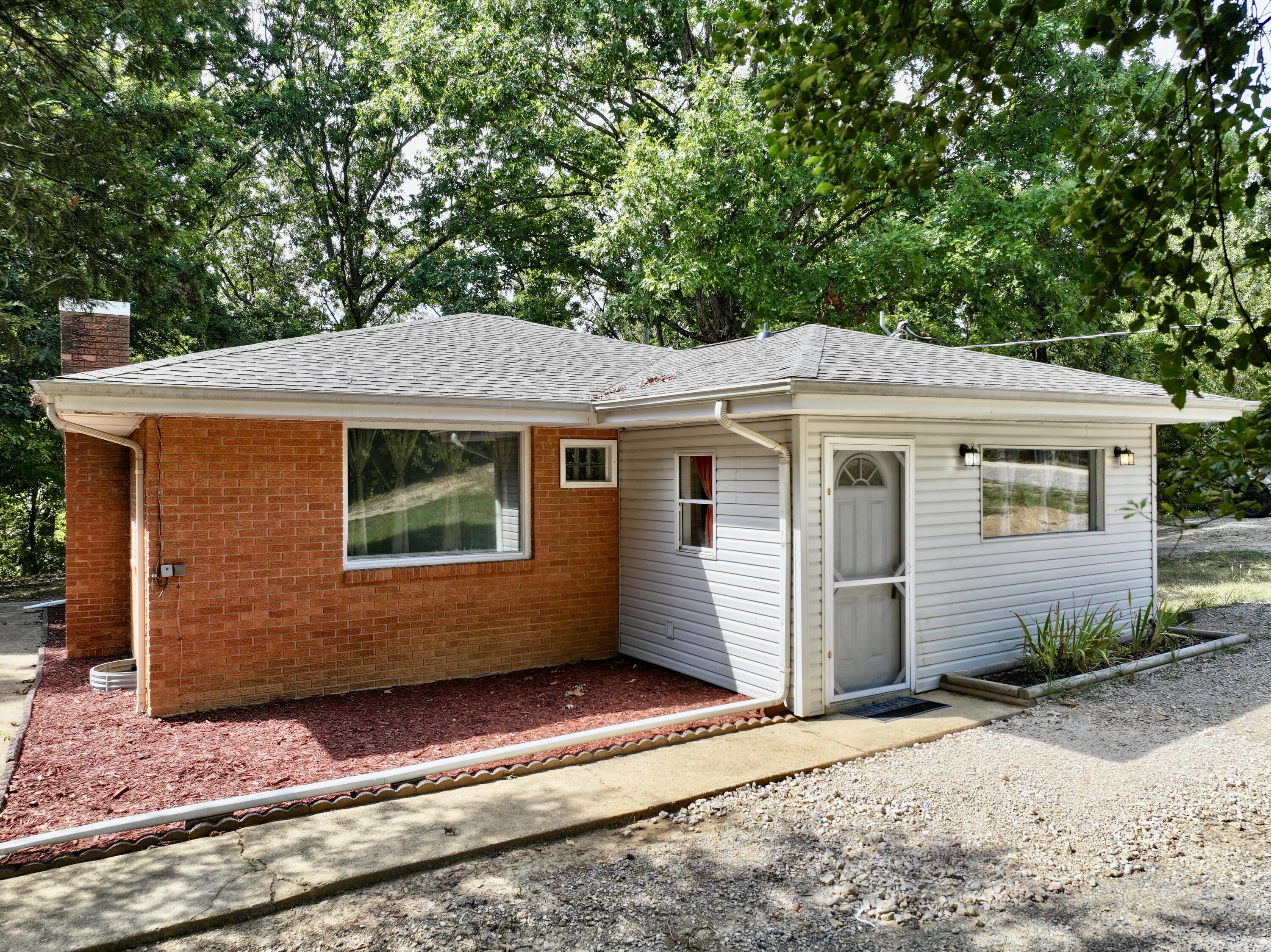 1643 Highway 160 Property Photo 33