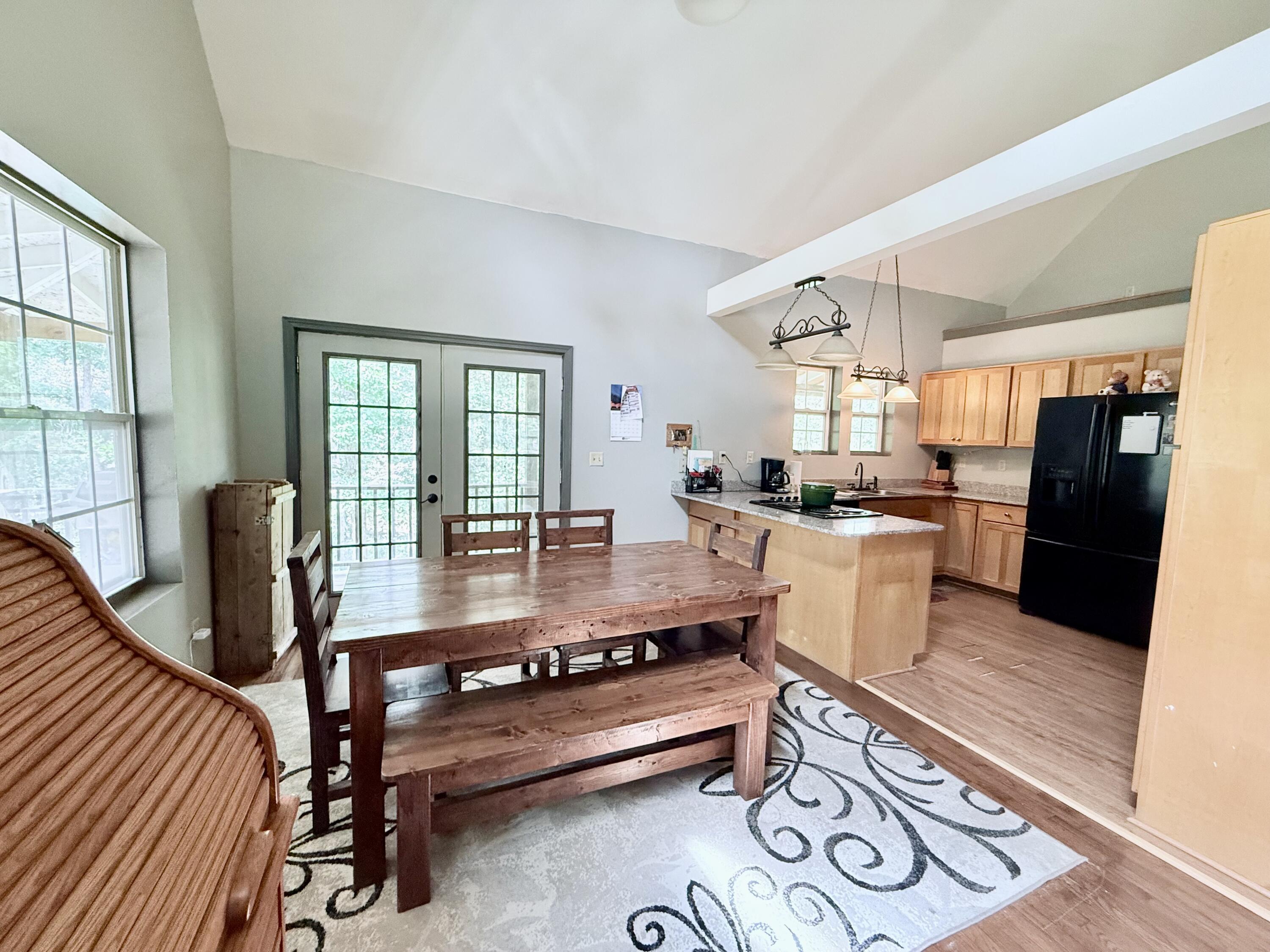 8083 Illinois Road Property Photo 13