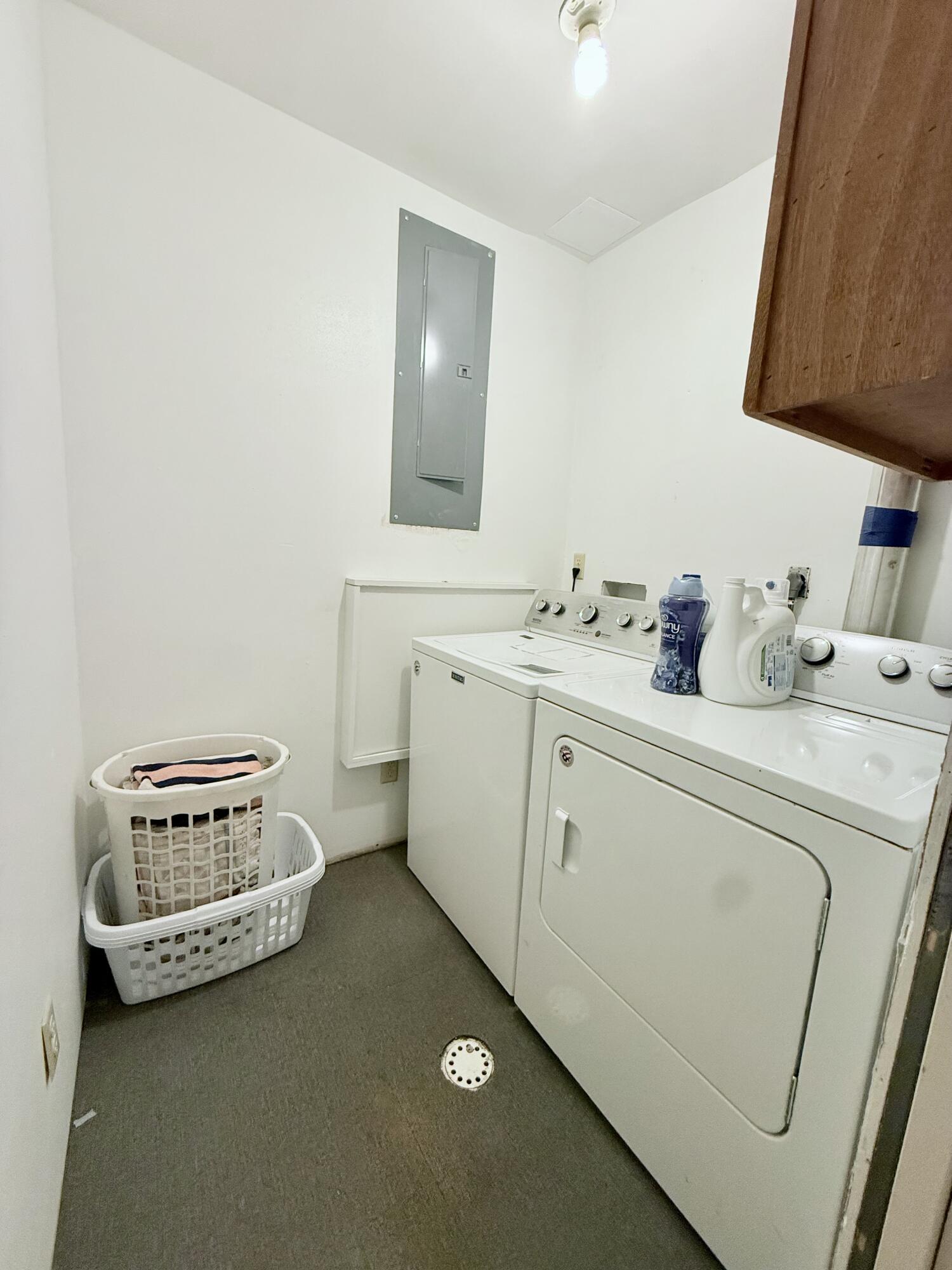 8083 Illinois Road Property Photo 34