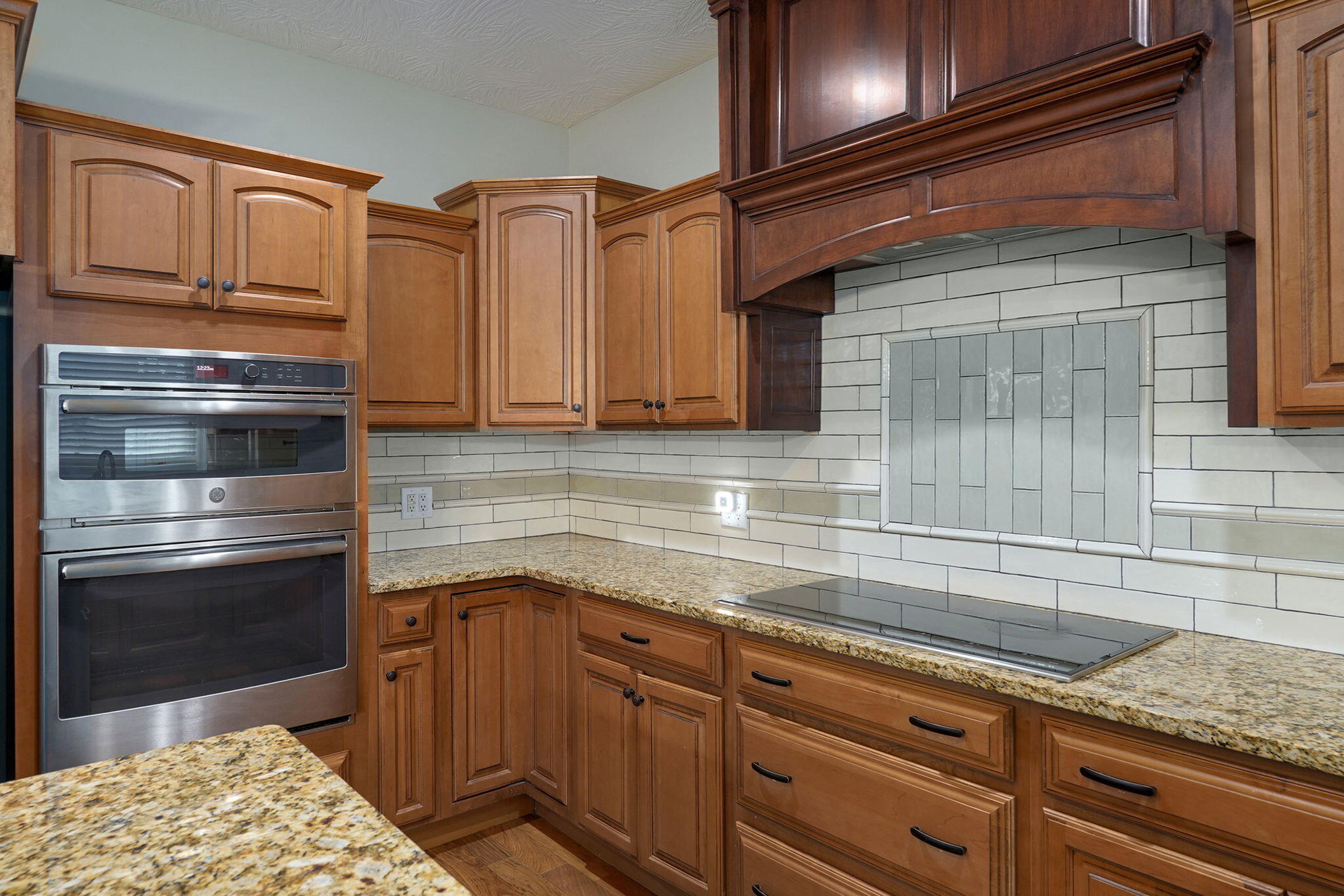 5806 South Brightwater Trail Property Photo 10