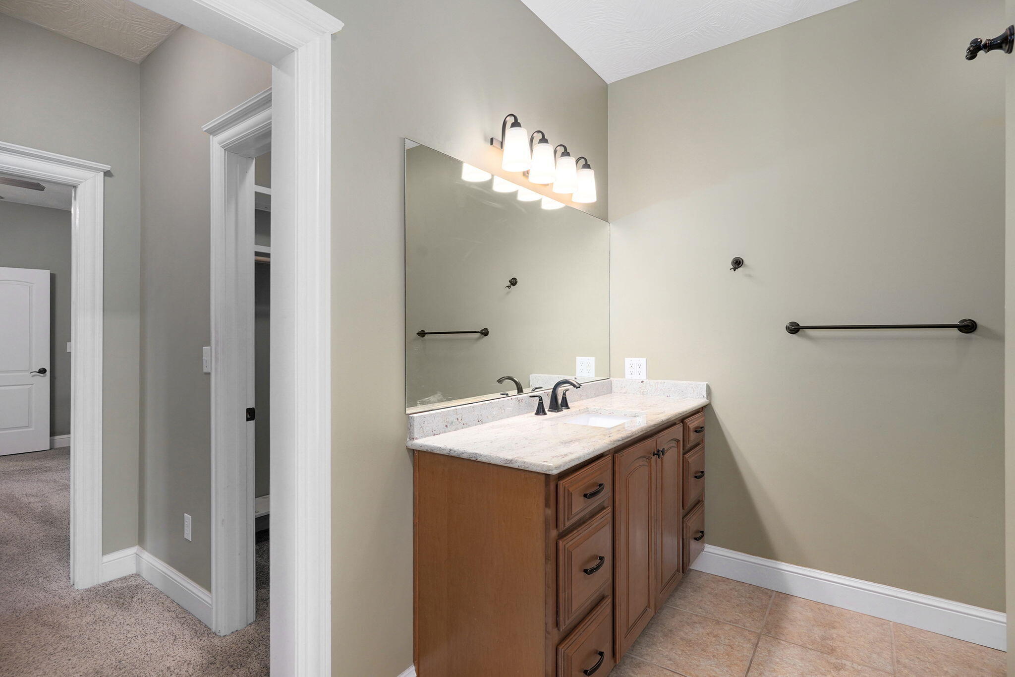 5806 South Brightwater Trail Property Photo 22