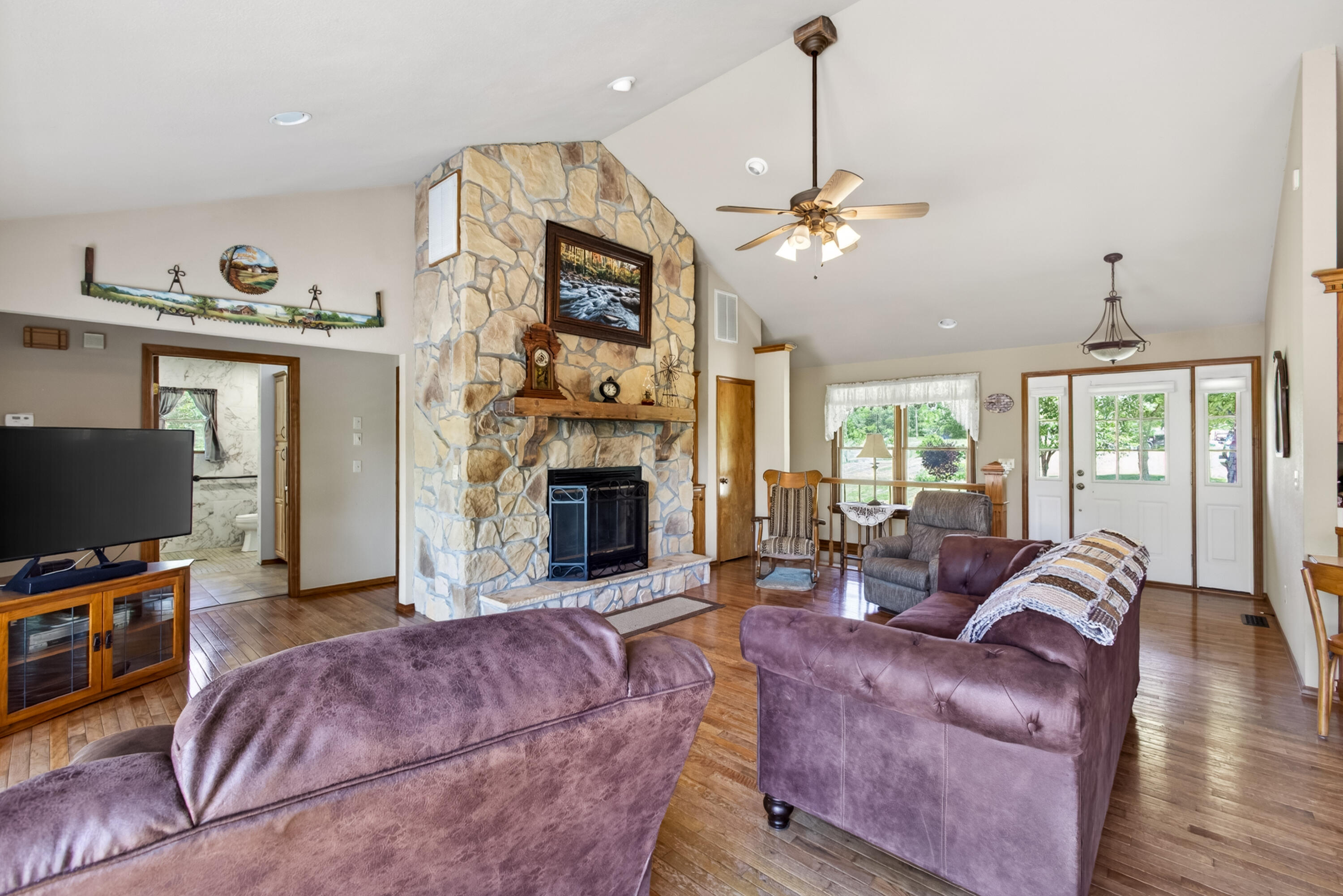 1424 Chadwick Road Property Photo 7