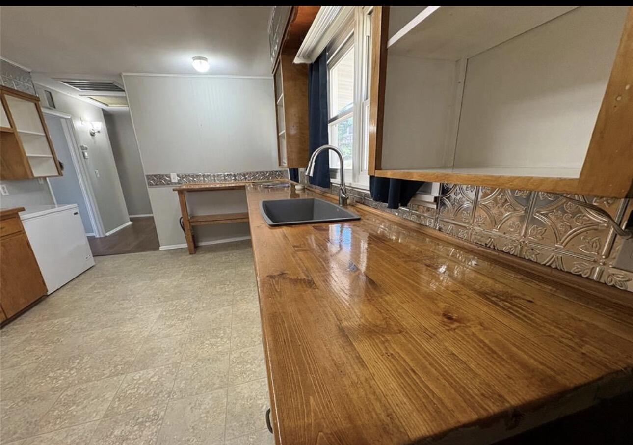 1020 Walnut Street Property Photo 7