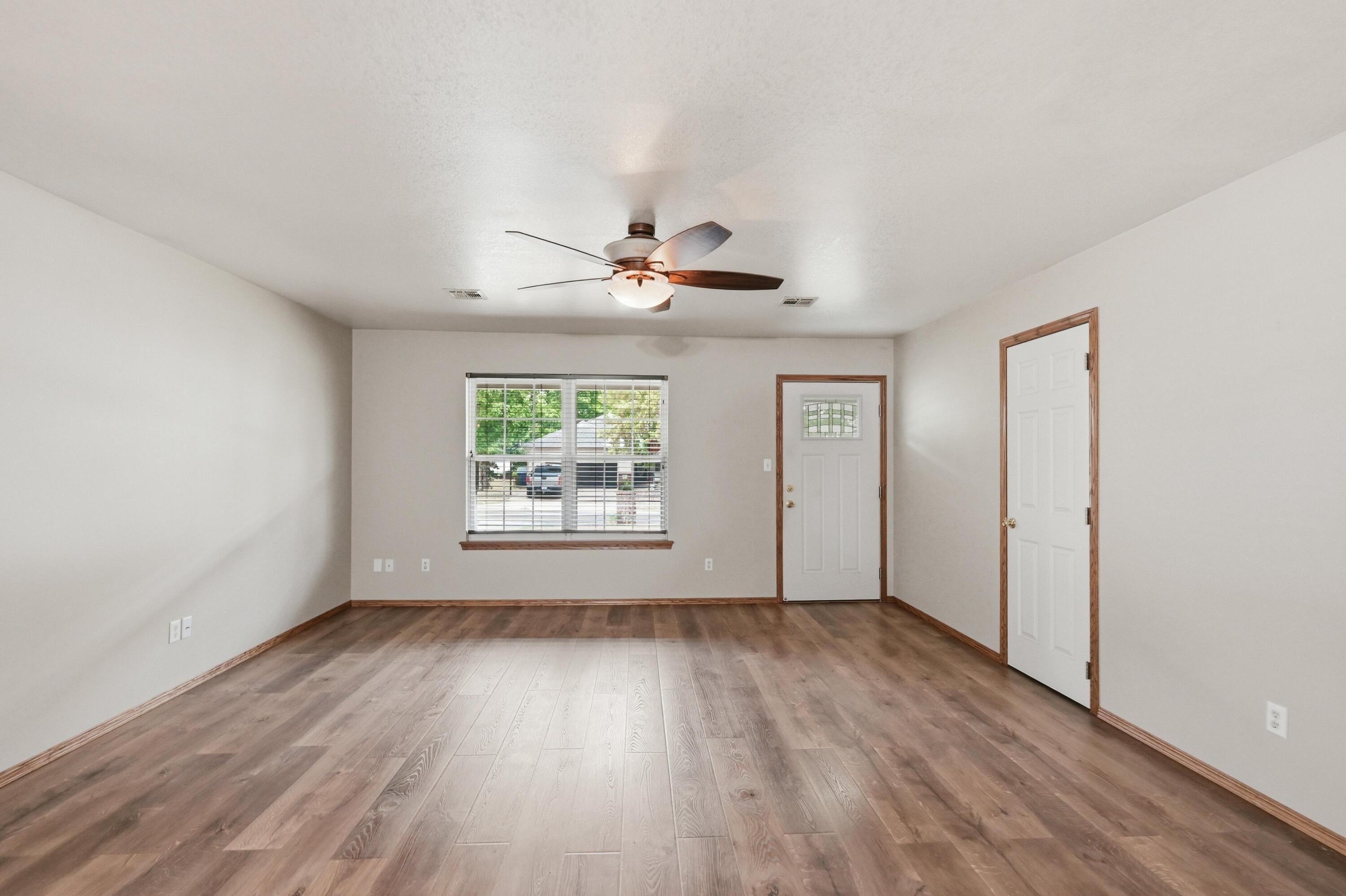 1317 Fox Ridge Lane Property Photo 9