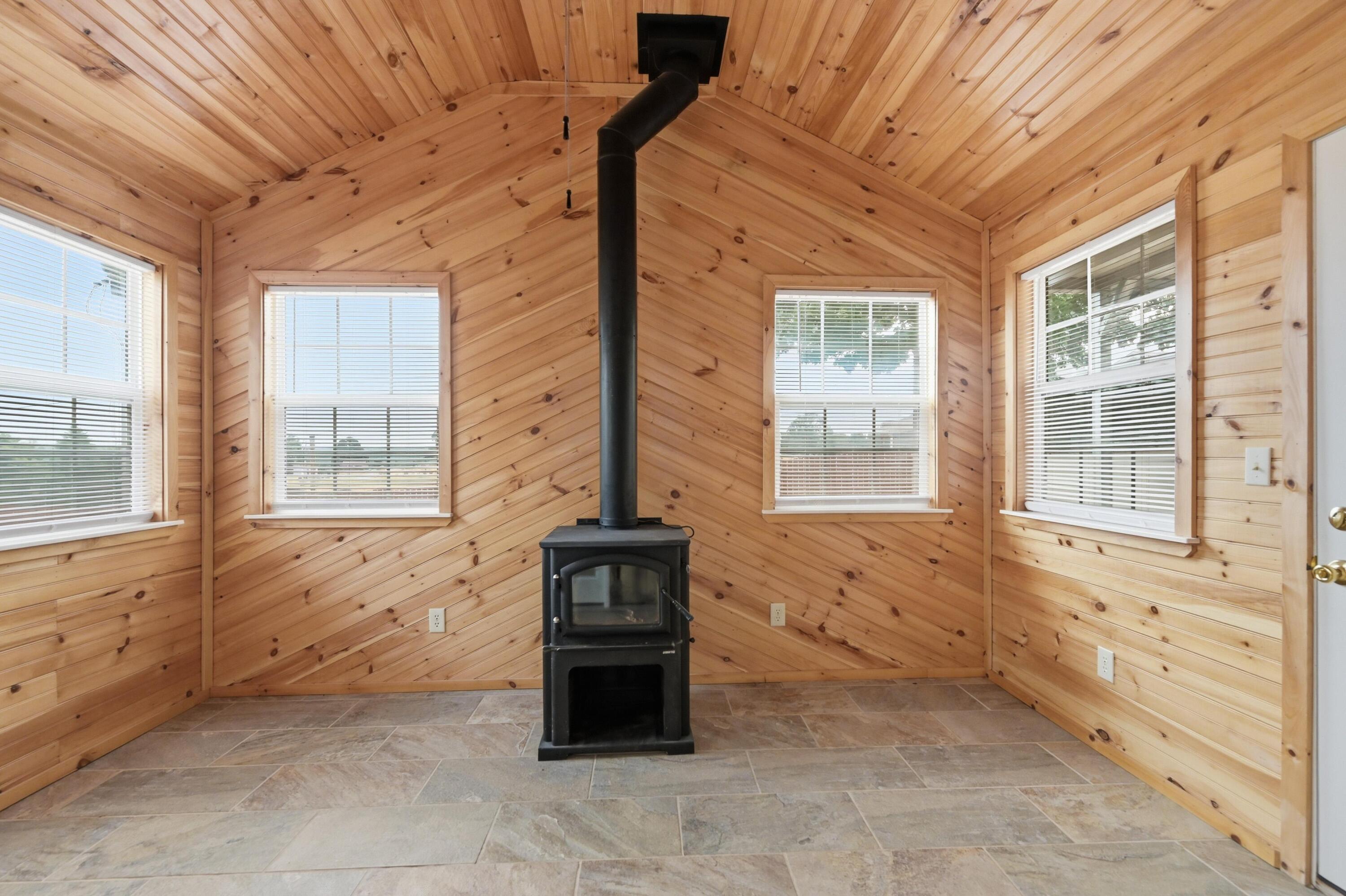 1317 Fox Ridge Lane Property Photo 17