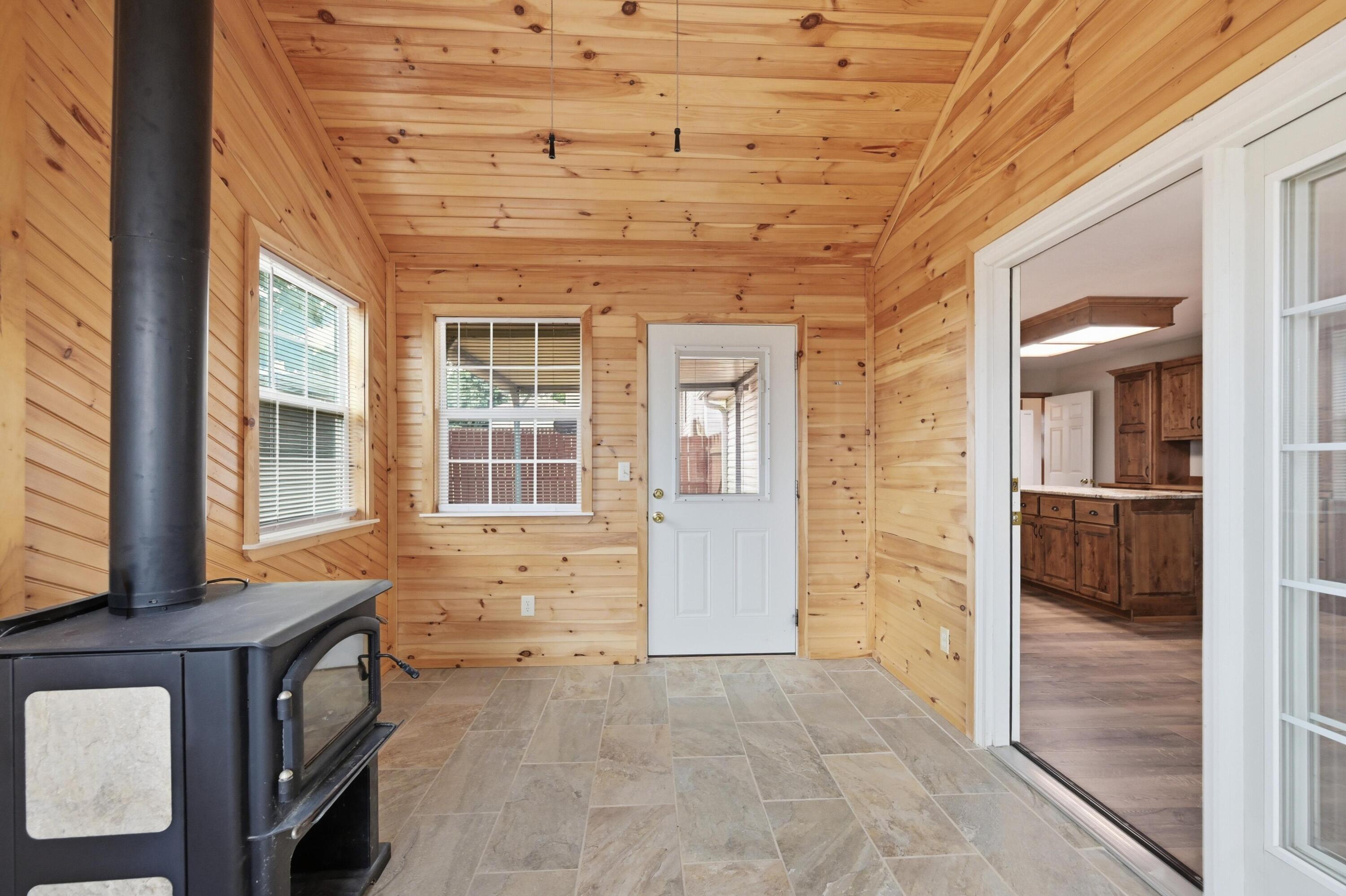 1317 Fox Ridge Lane Property Photo 18
