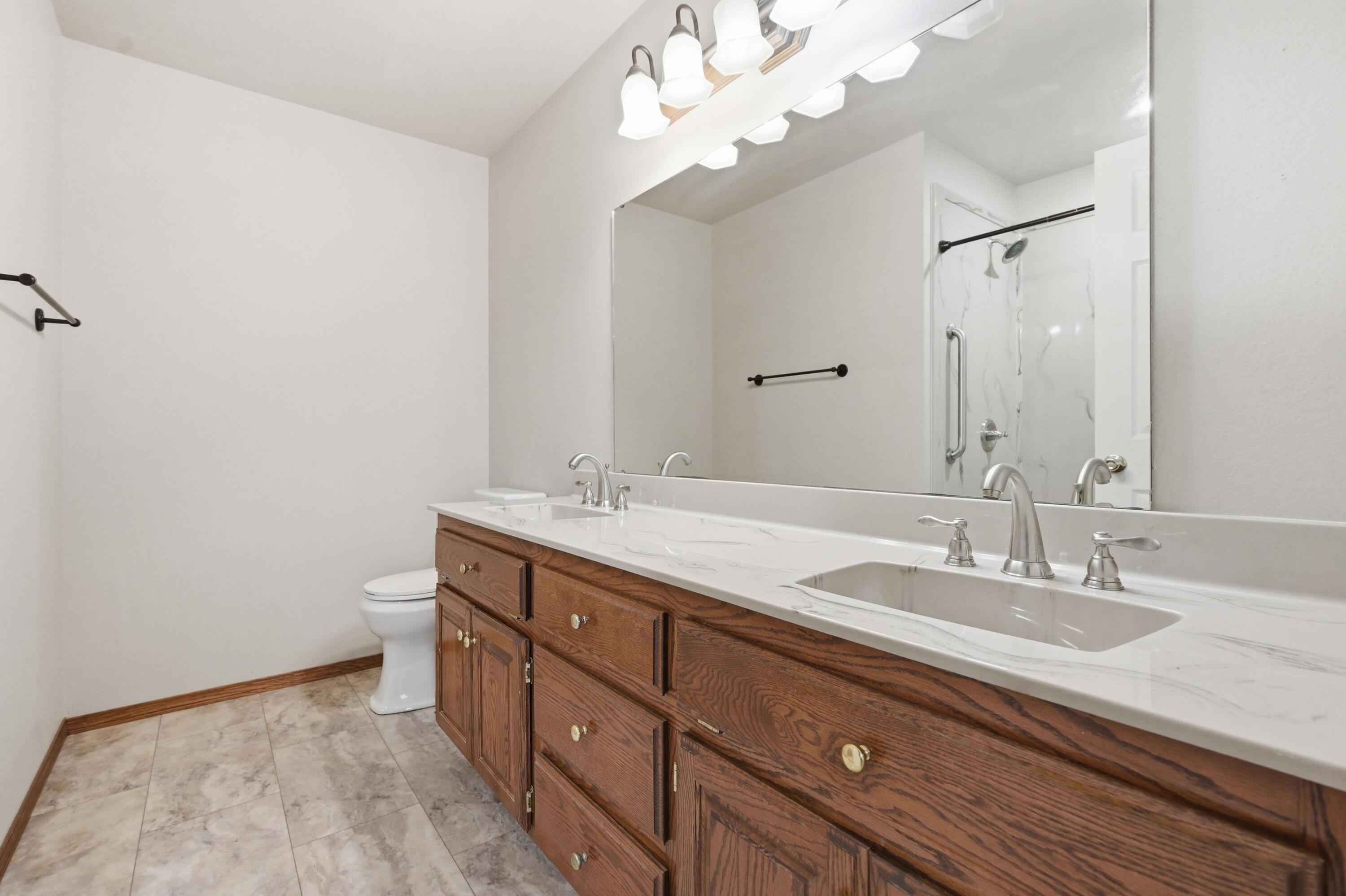 1317 Fox Ridge Lane Property Photo 27