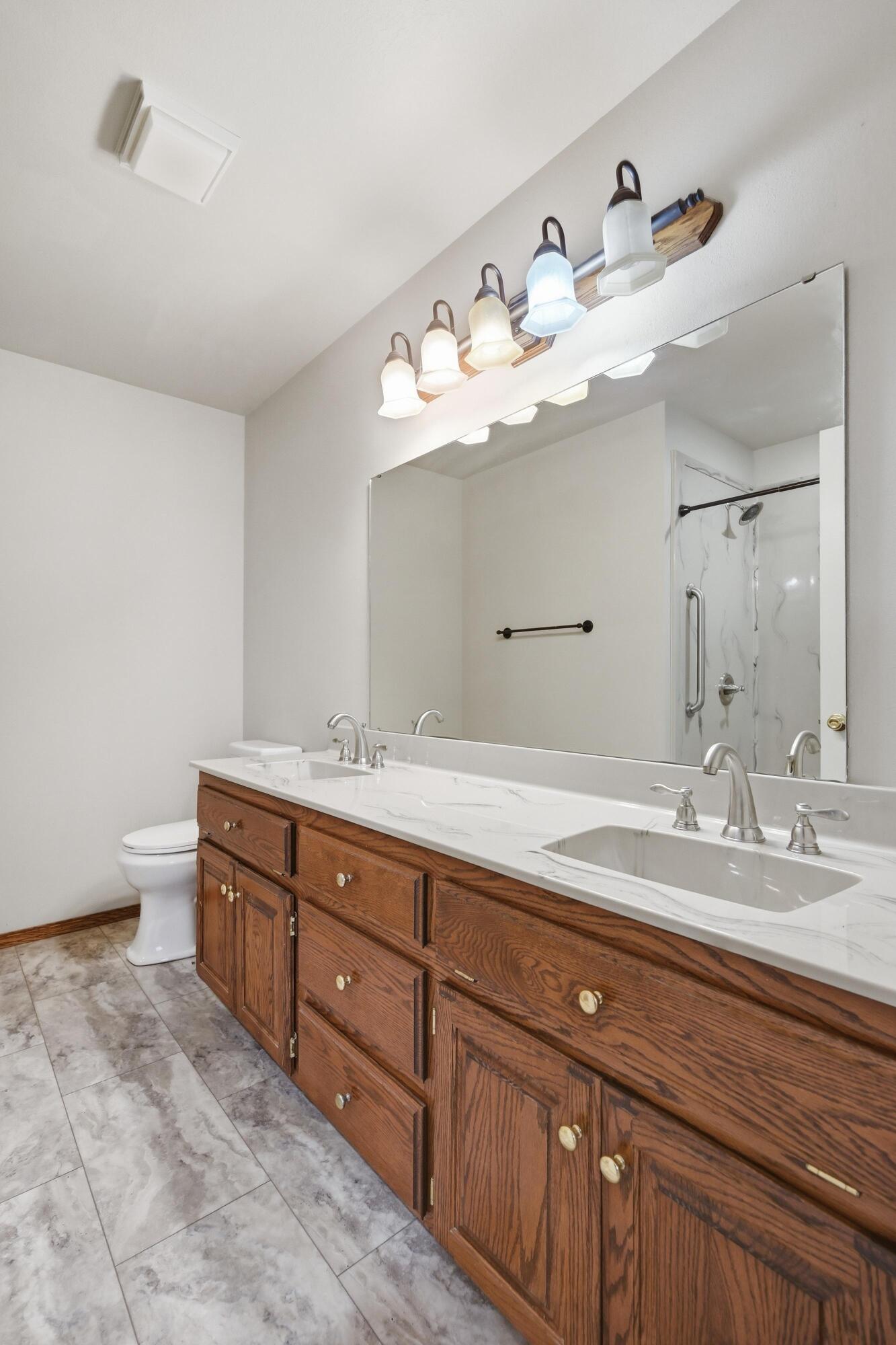 1317 Fox Ridge Lane Property Photo 28