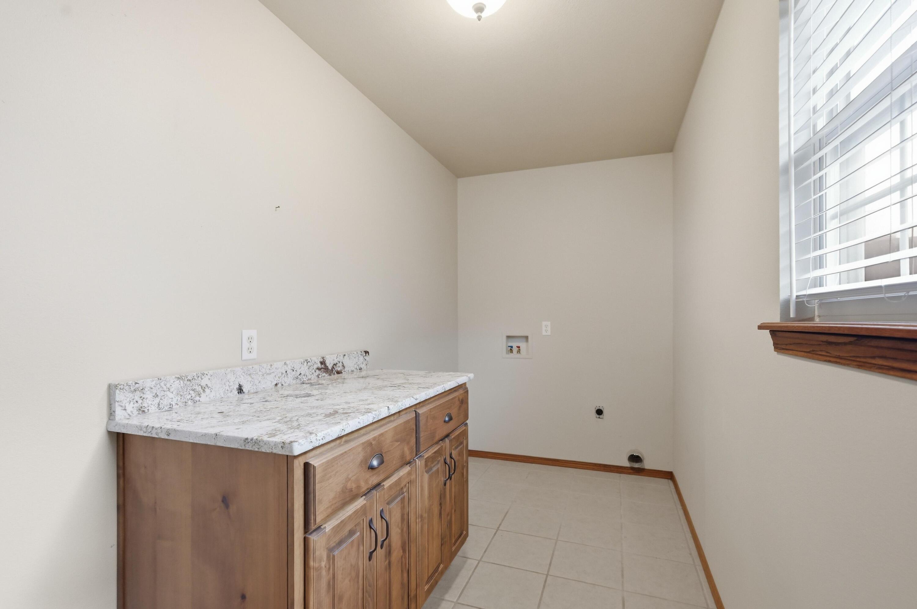1317 Fox Ridge Lane Property Photo 38