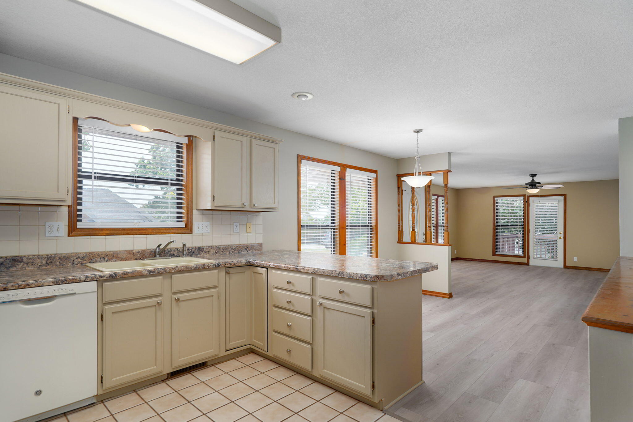 50 Irish Hills Boulevard Property Photo 5