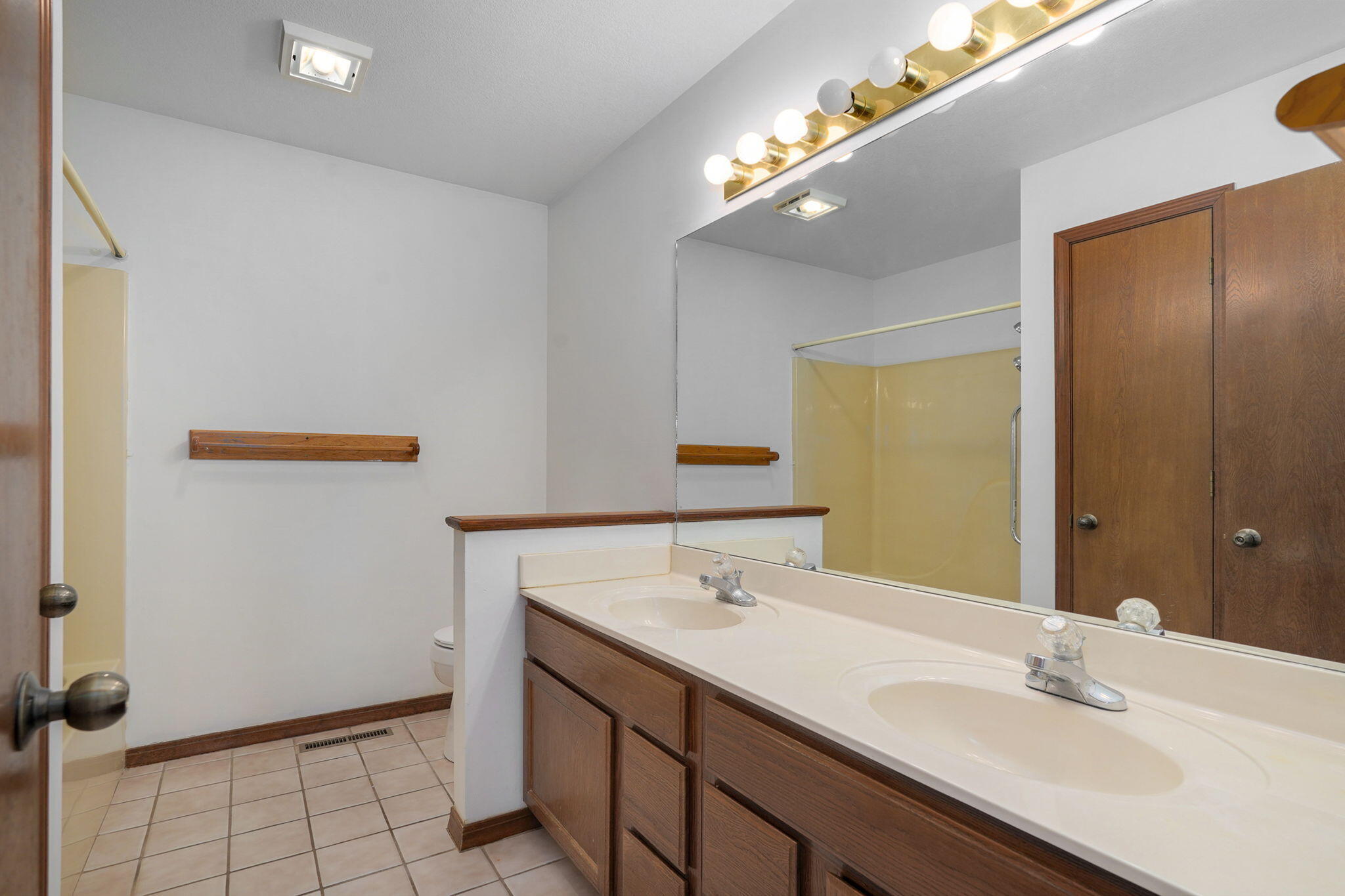 50 Irish Hills Boulevard Property Photo 10