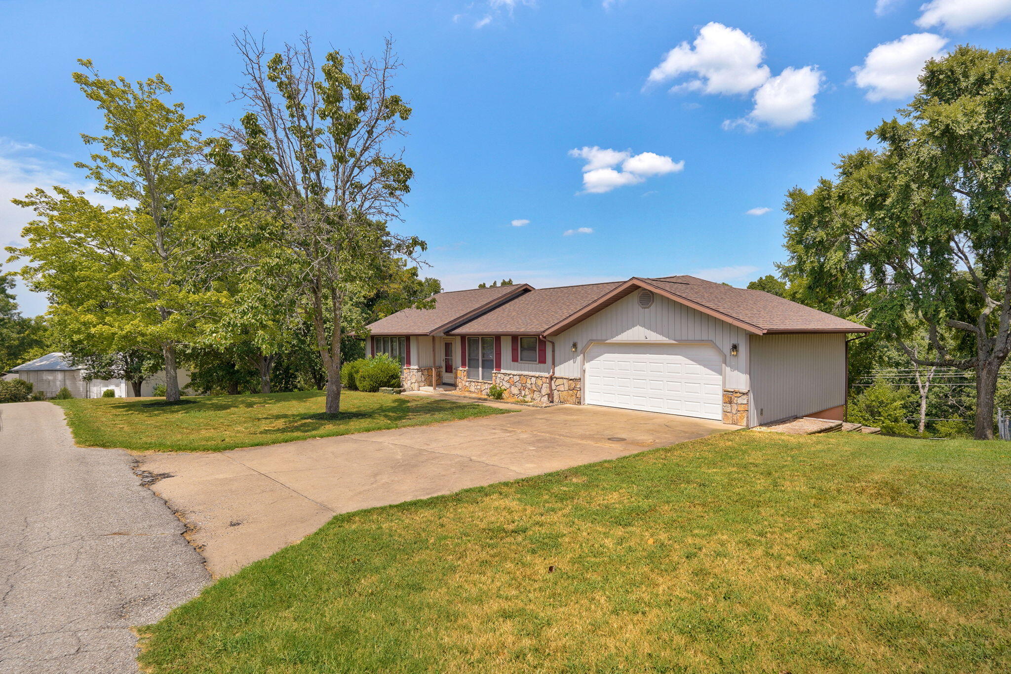 50 Irish Hills Boulevard Property Photo 27