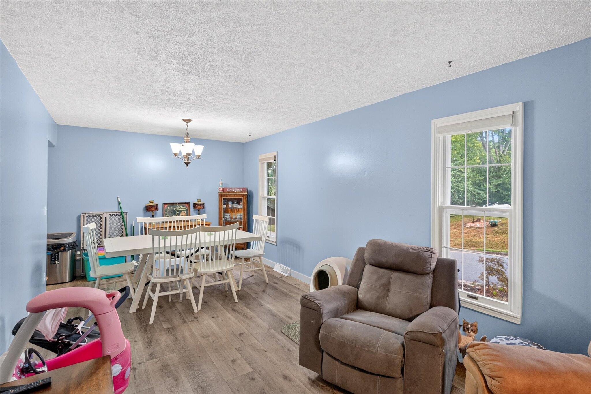 1200 East Summerhill Street Property Photo 5