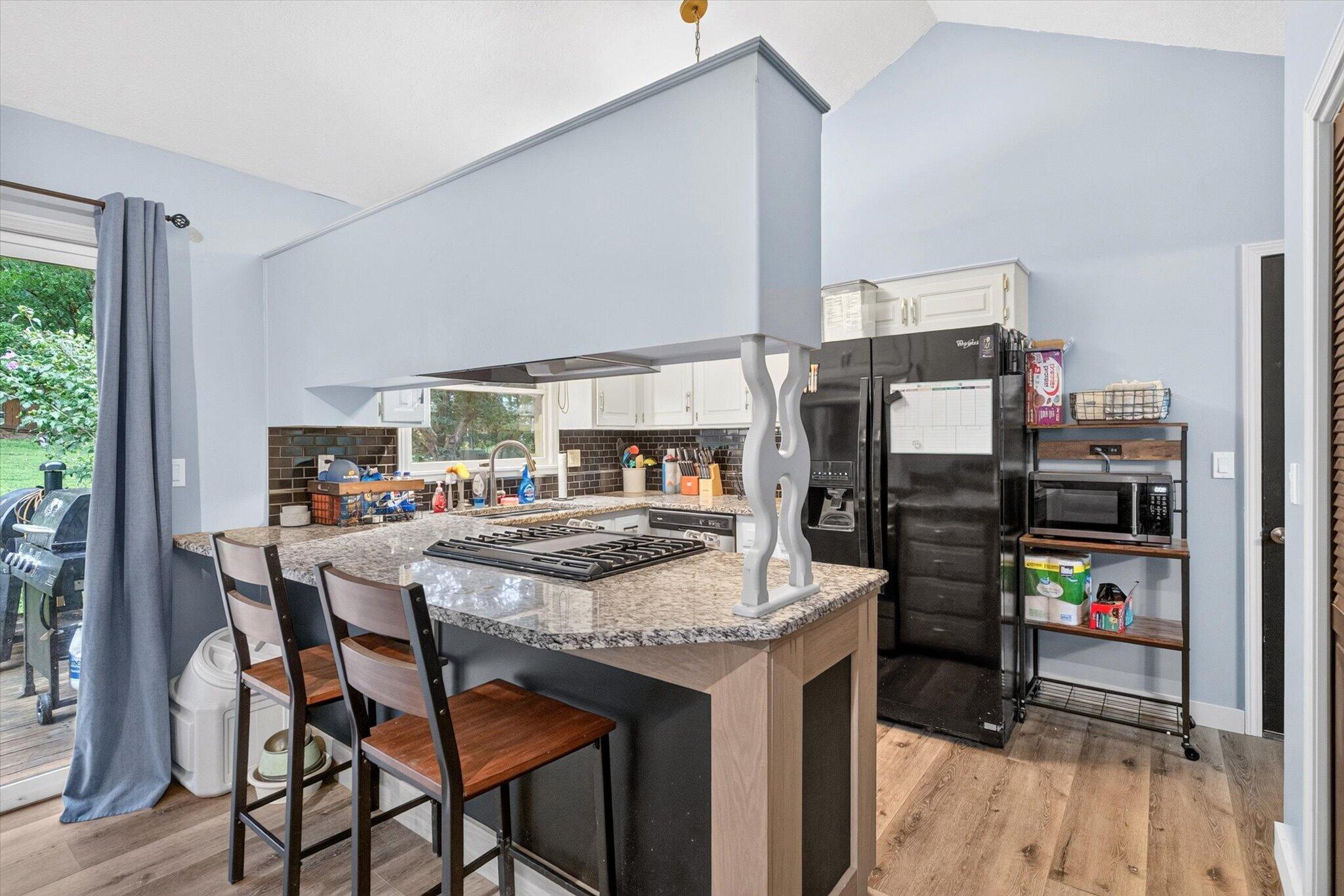 1200 East Summerhill Street Property Photo 10