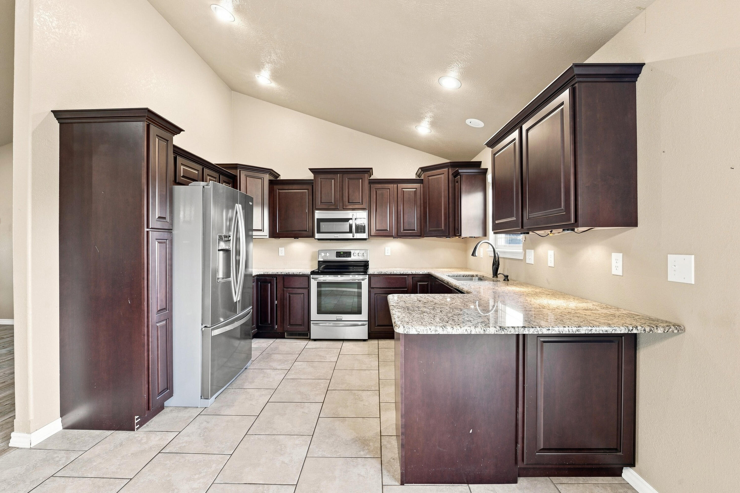6803 County Road 8840 Property Photo 17