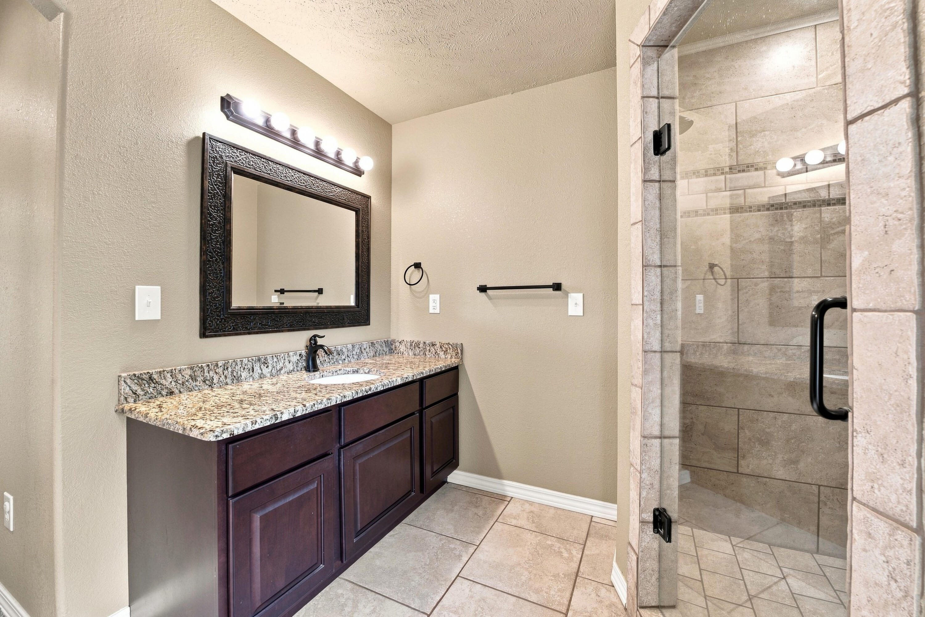 6803 County Road 8840 Property Photo 29