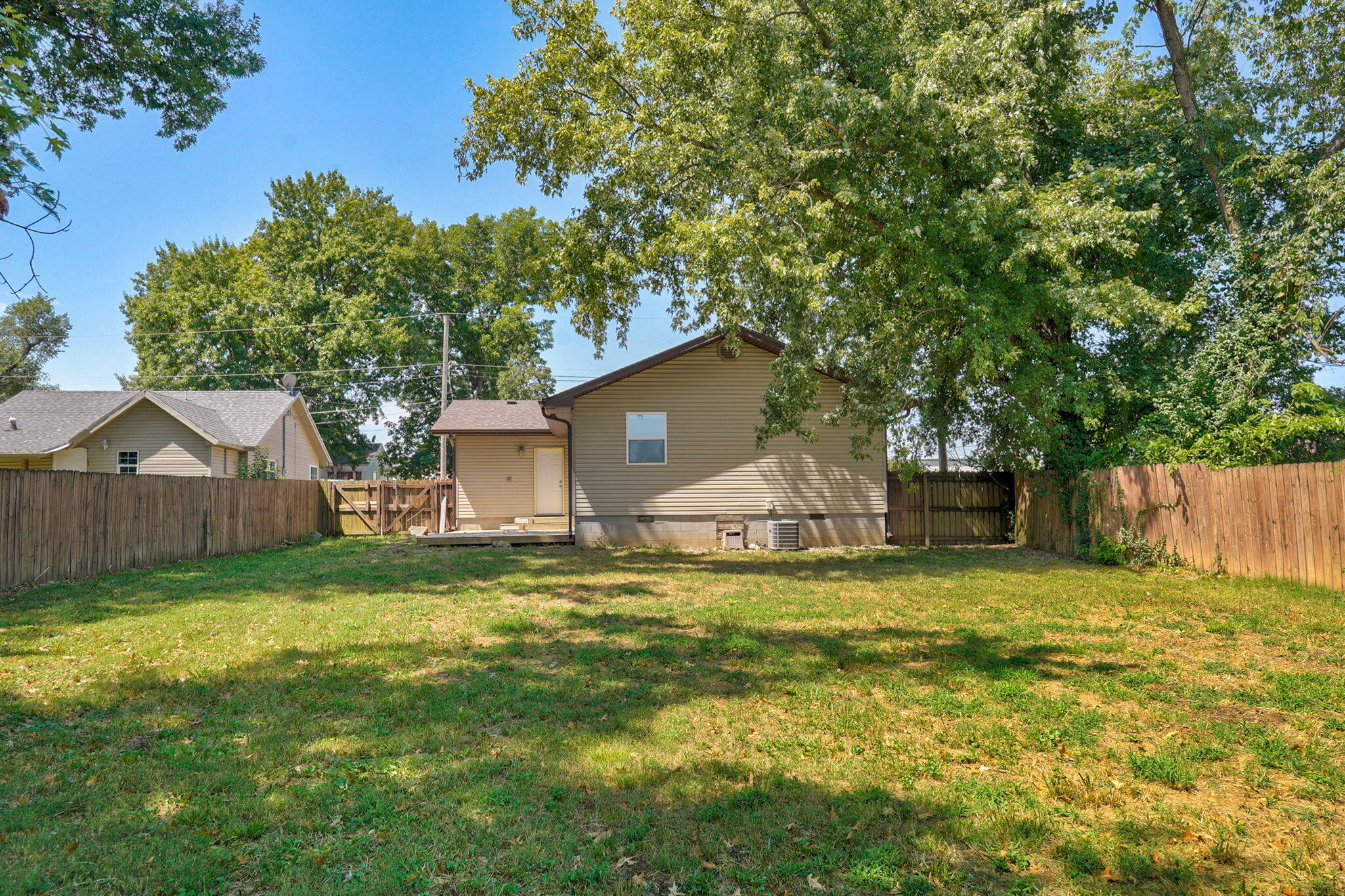 104 South Delaware Street Property Photo 3