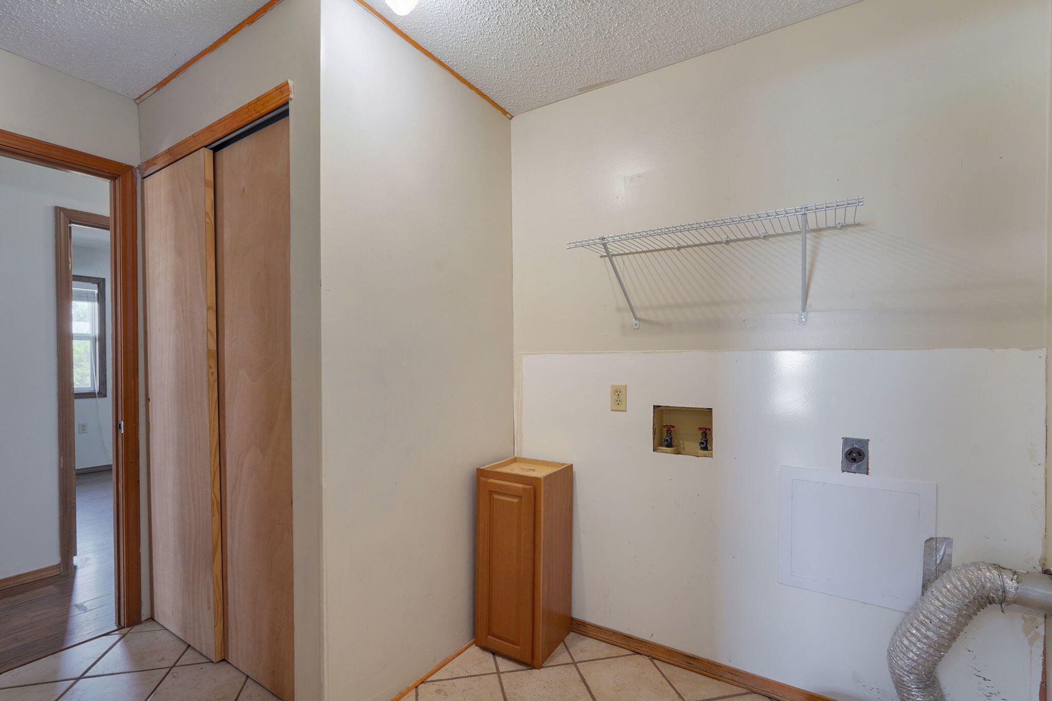 104 South Delaware Street Property Photo 14